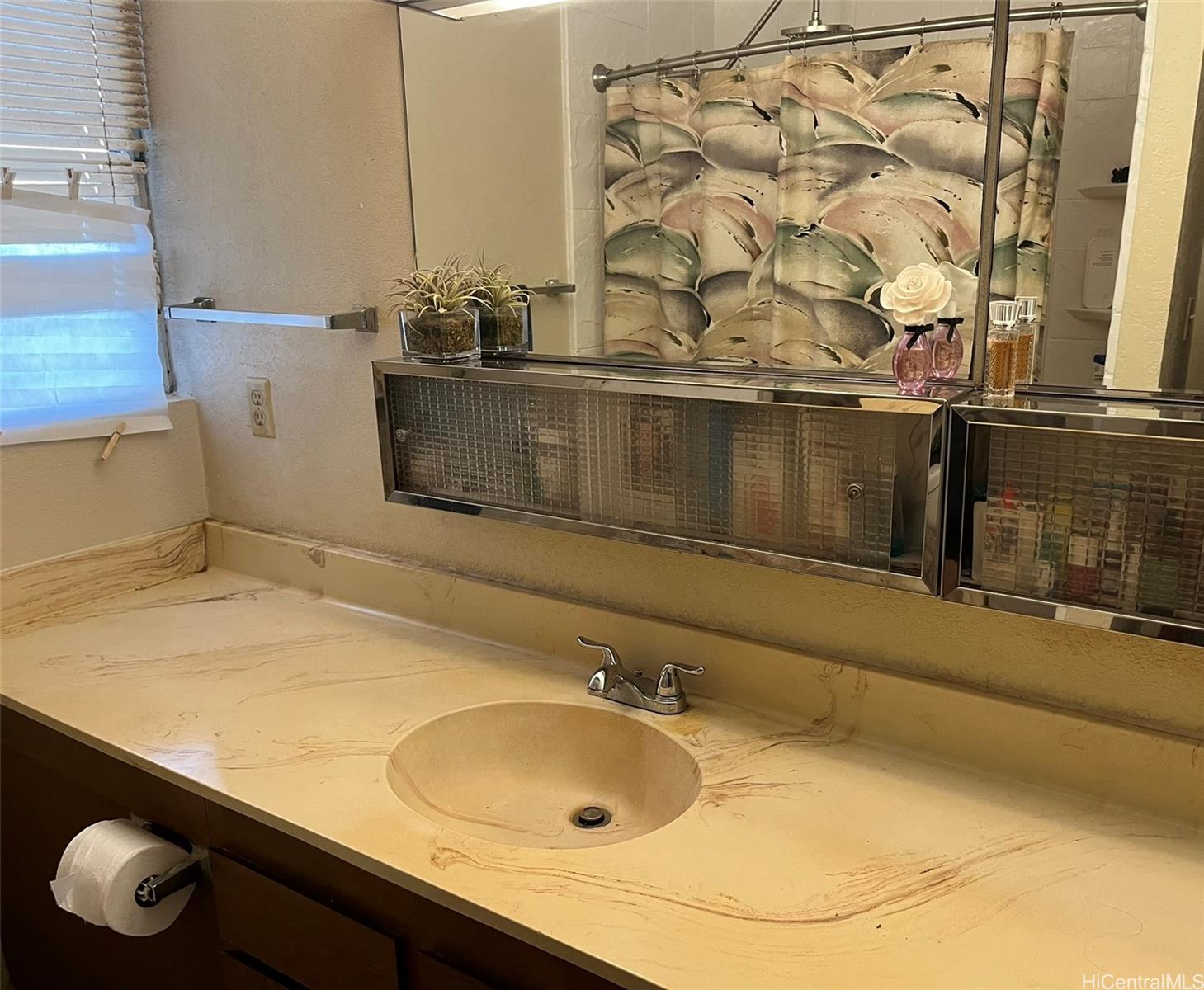 Waiau Garden Court condo # 14113, Pearl City, Hawaii - photo 10 of 14