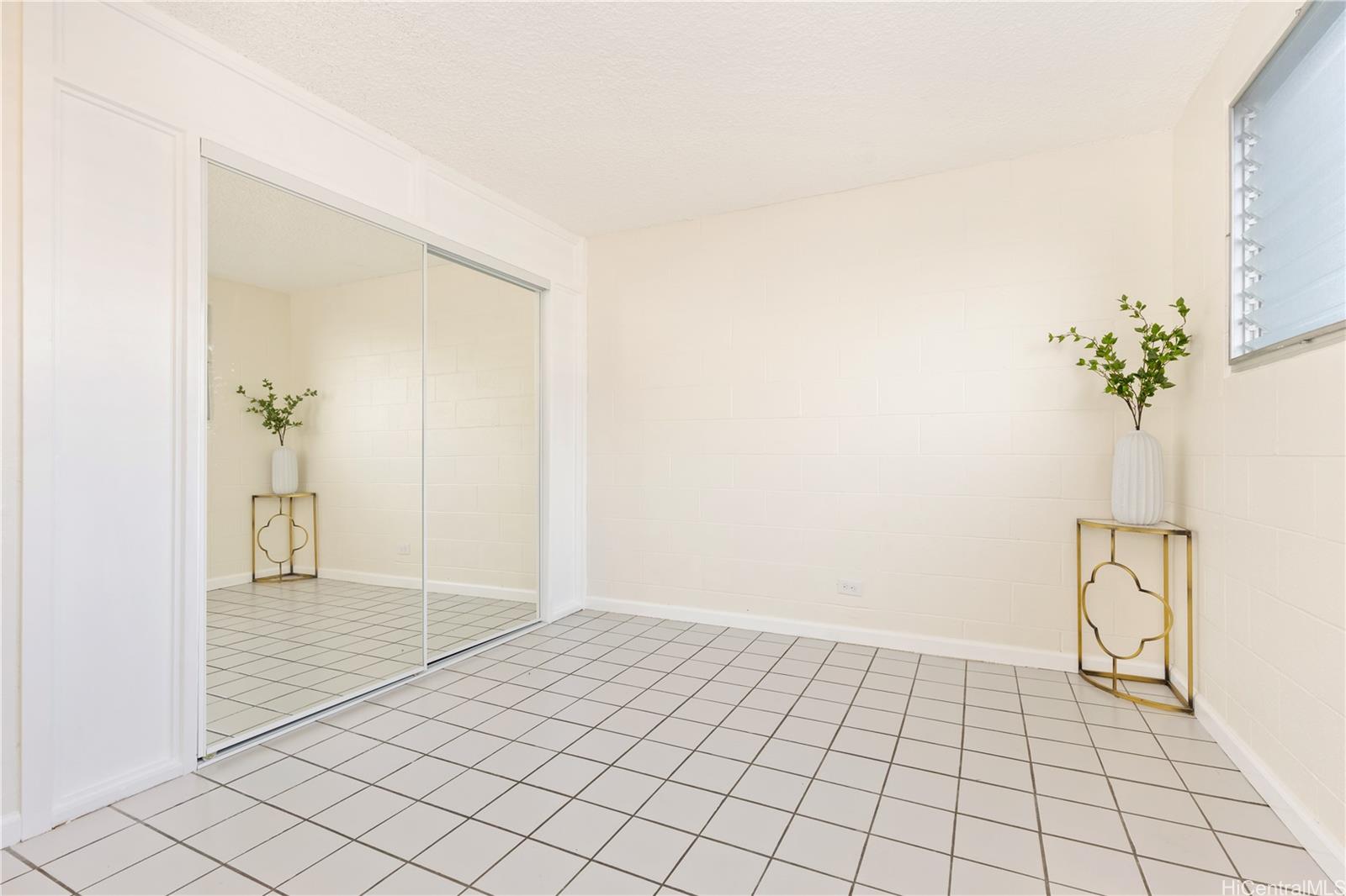 White Pearl Apts condo # 103, Aiea, Hawaii - photo 10 of 24