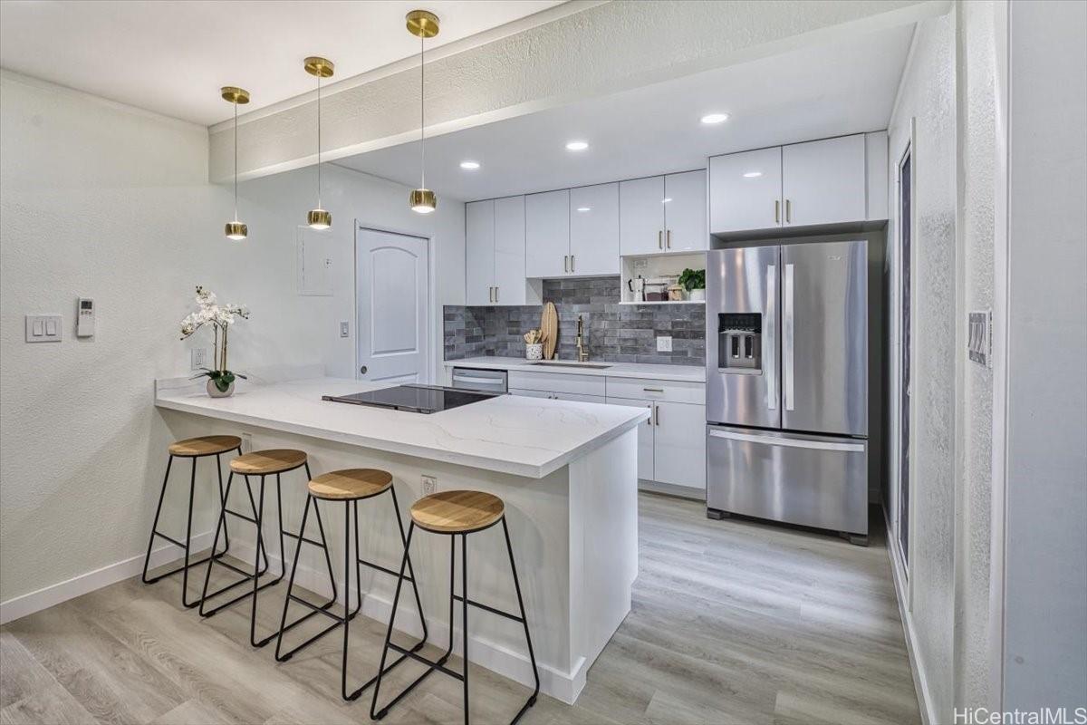 98-1420 KOAHEAHE Street townhouse # 22, Pearl City, Hawaii - photo 2 of 24