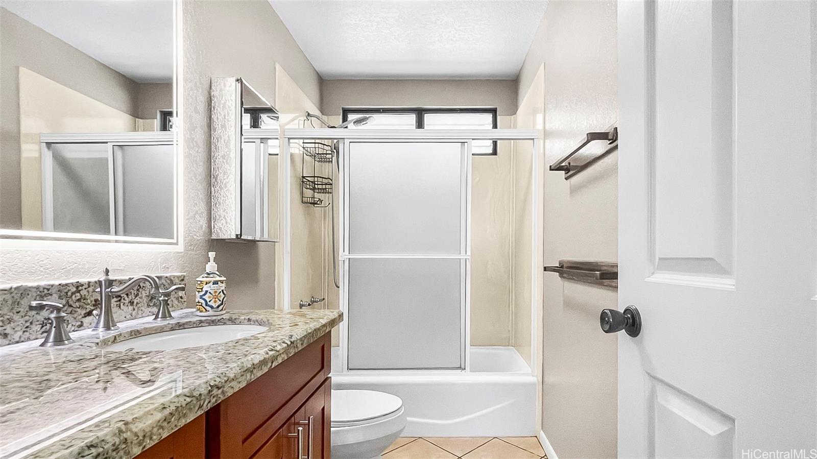 98-1421  Onikiniki Place Pearlridge, PearlCity home - photo 16 of 23