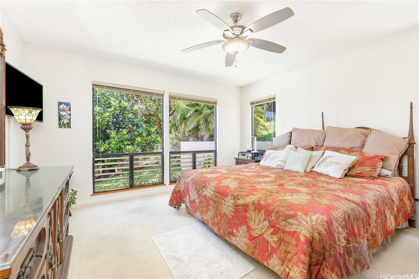 98-1421  Onikiniki Place Pearlridge, PearlCity home - photo 12 of 25