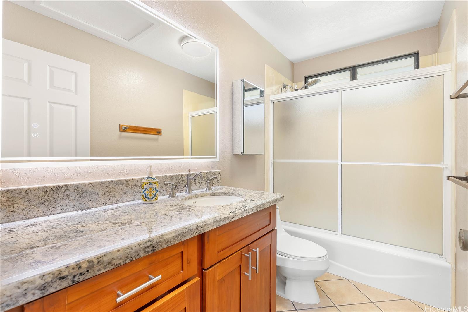 98-1421  Onikiniki Place Pearlridge, PearlCity home - photo 18 of 25