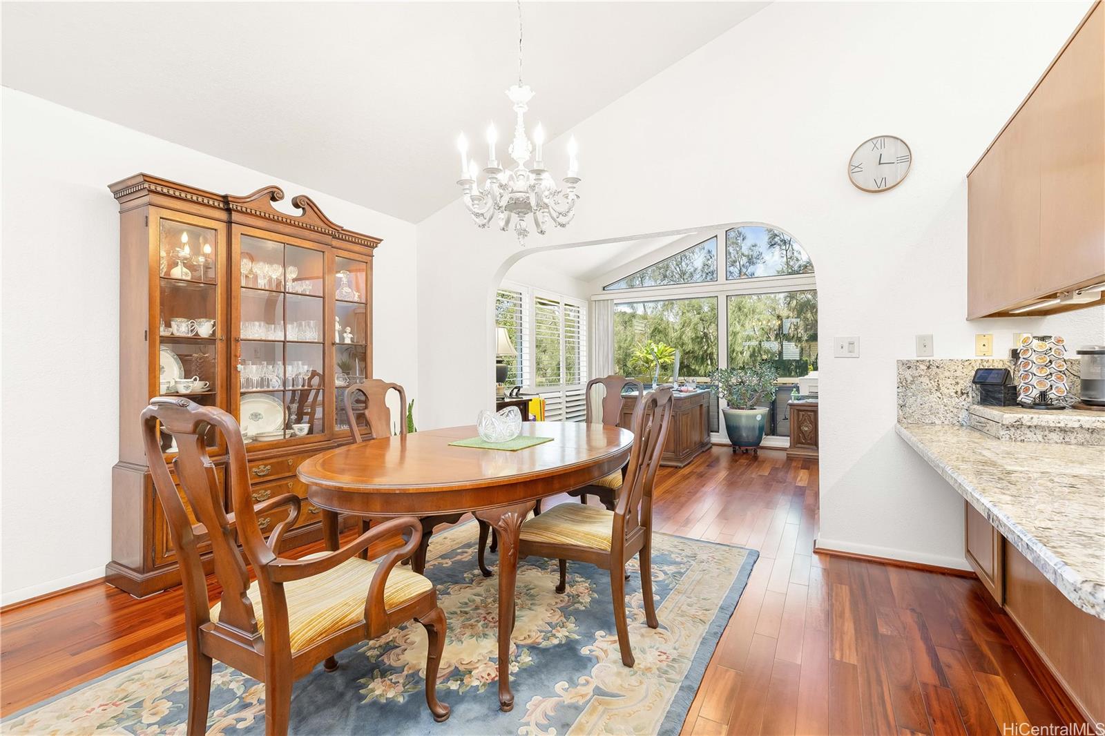 98-1421  Onikiniki Place Pearlridge, PearlCity home - photo 5 of 25