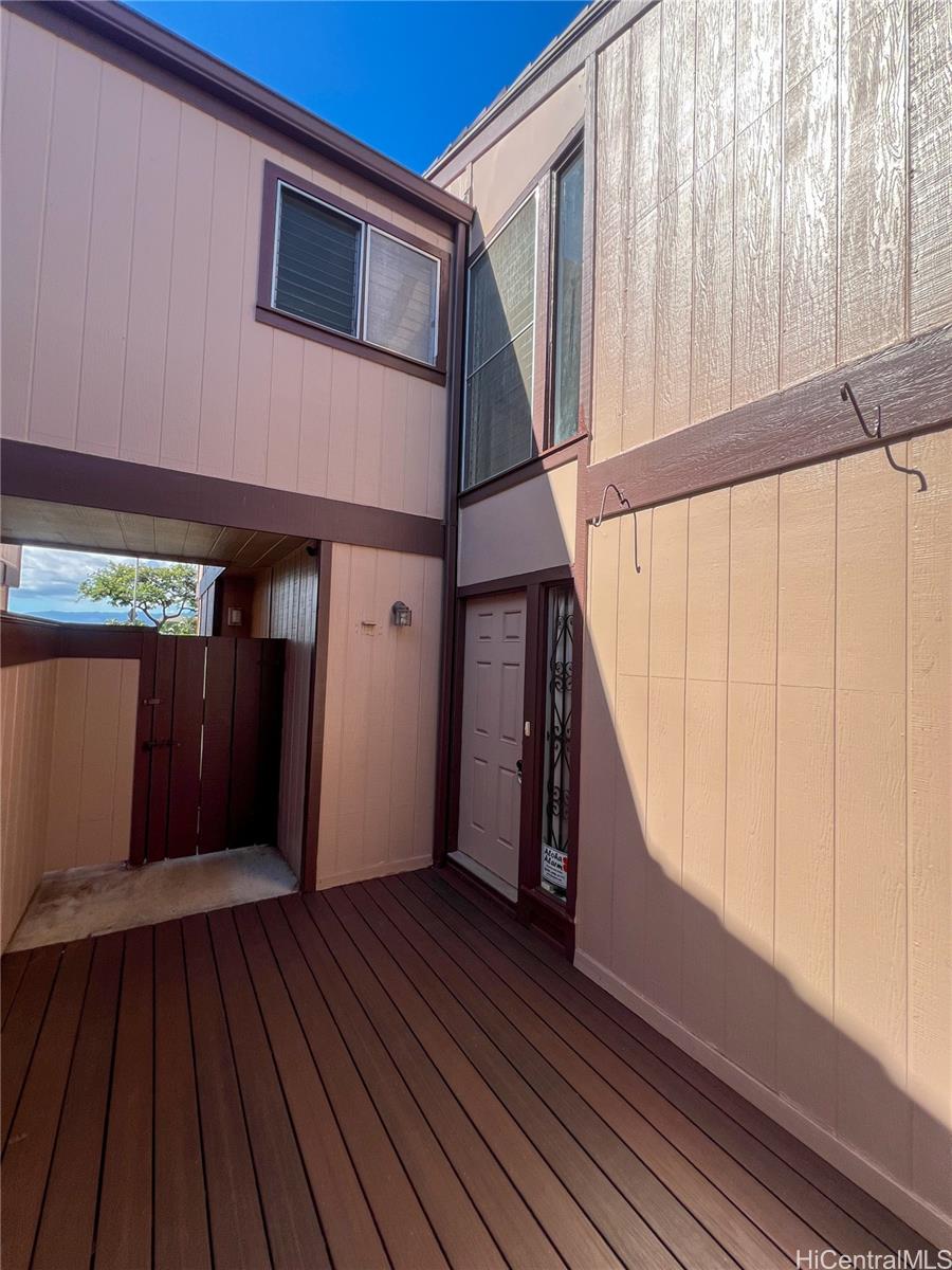 98-1433 Kaahumanu Street Aiea - Rental - photo 2 of 25