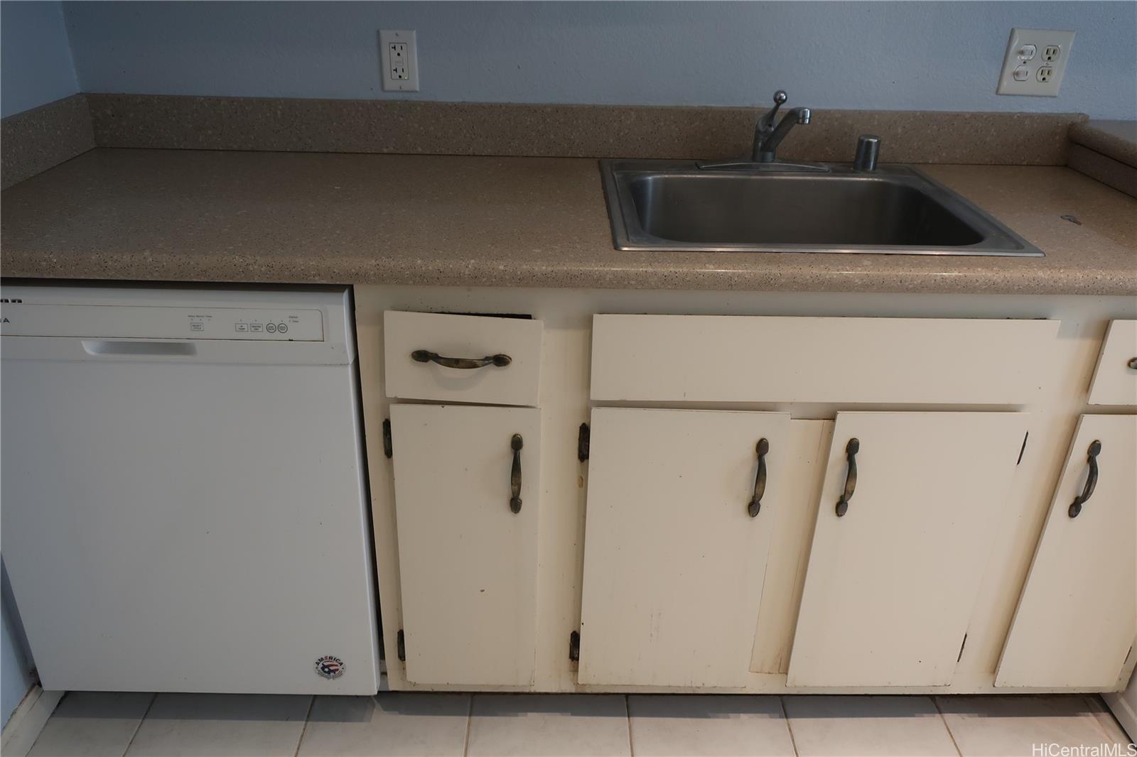 98-1448 Koaheahe St Pearl City - Rental - photo 9 of 18