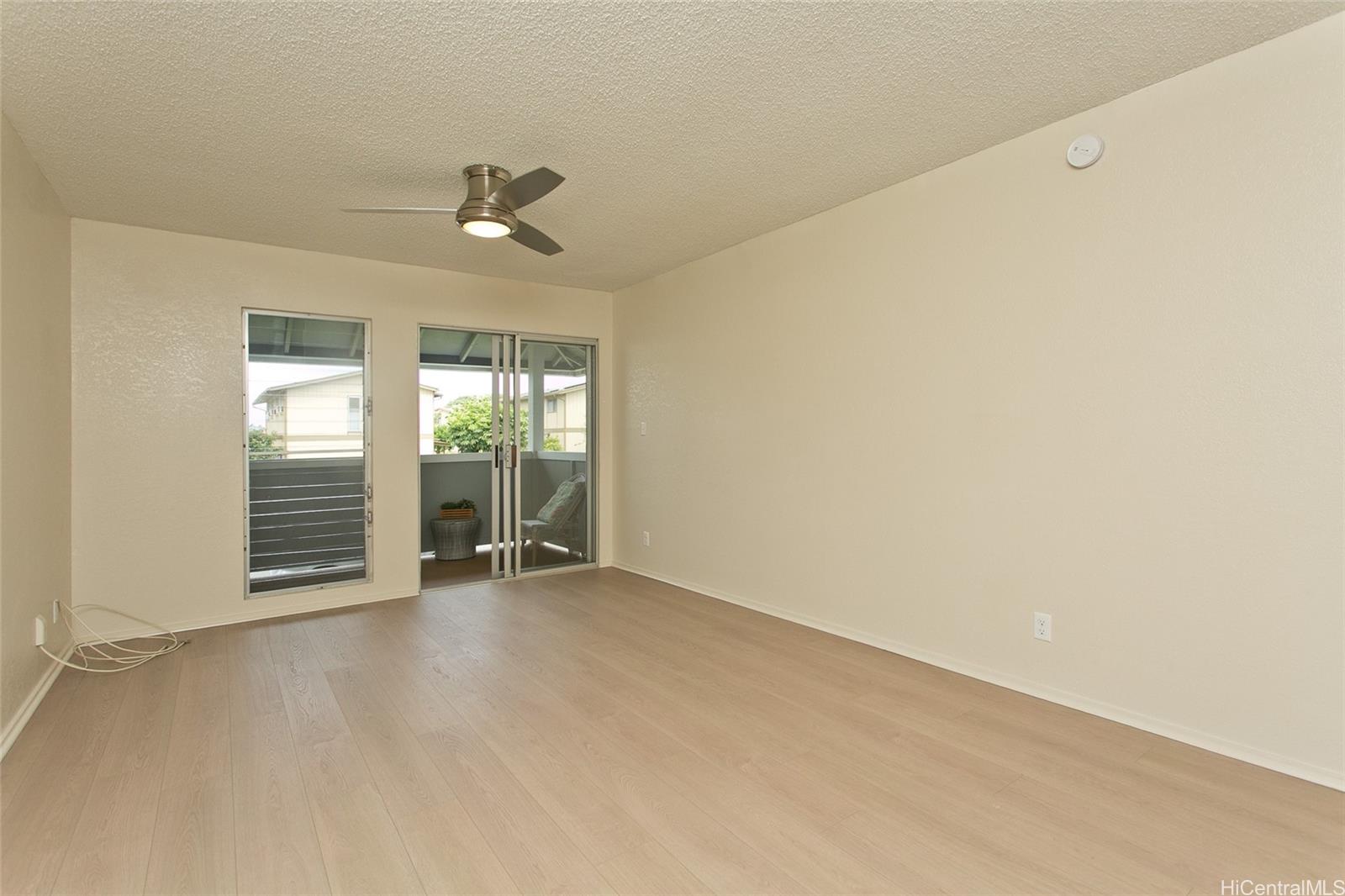98-1451 Kamahao Street townhouse # 434, Pearl City, Hawaii - photo 5 of 17