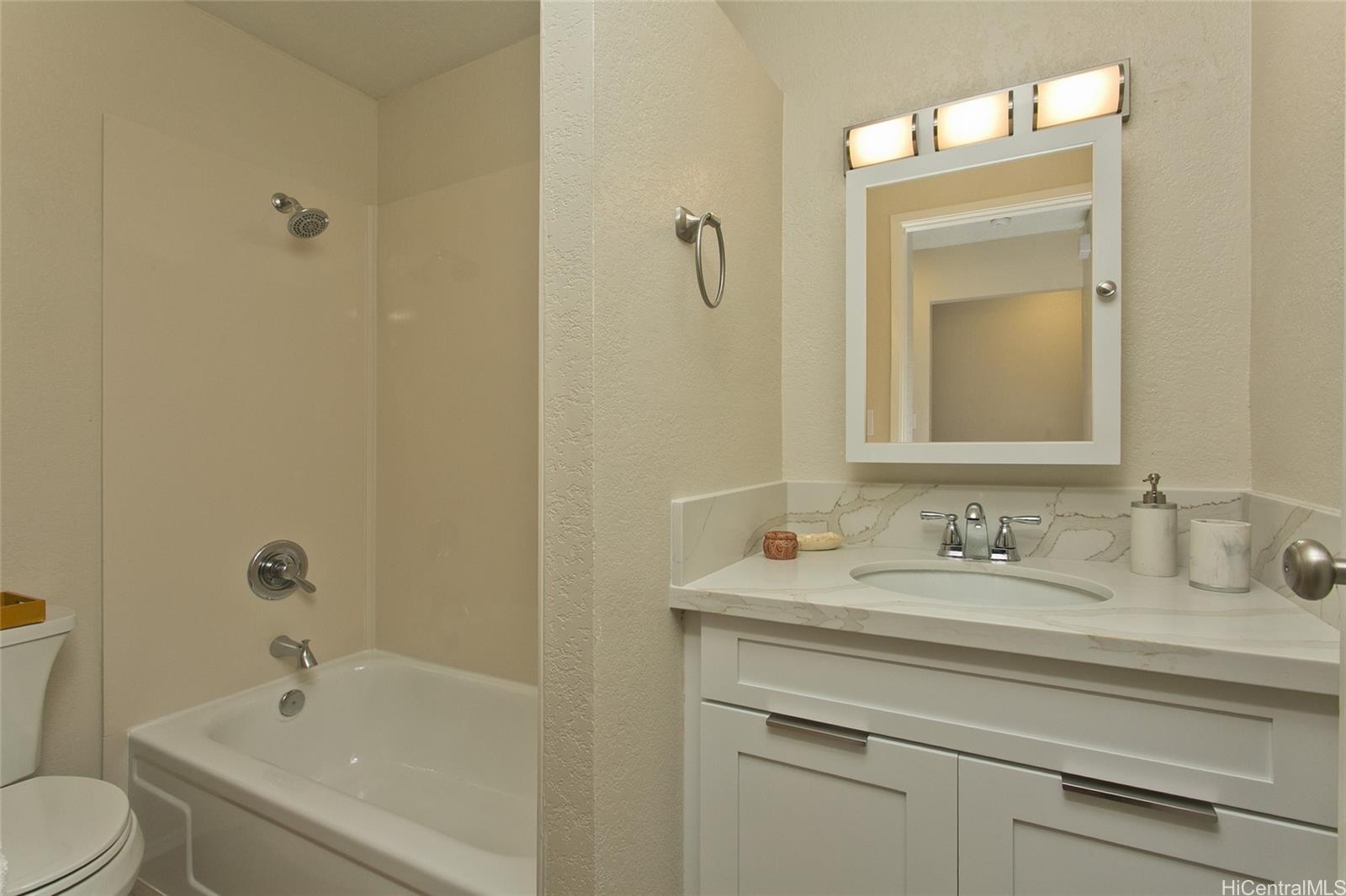 98-1451 Kamahao Street townhouse # 434, Pearl City, Hawaii - photo 10 of 17