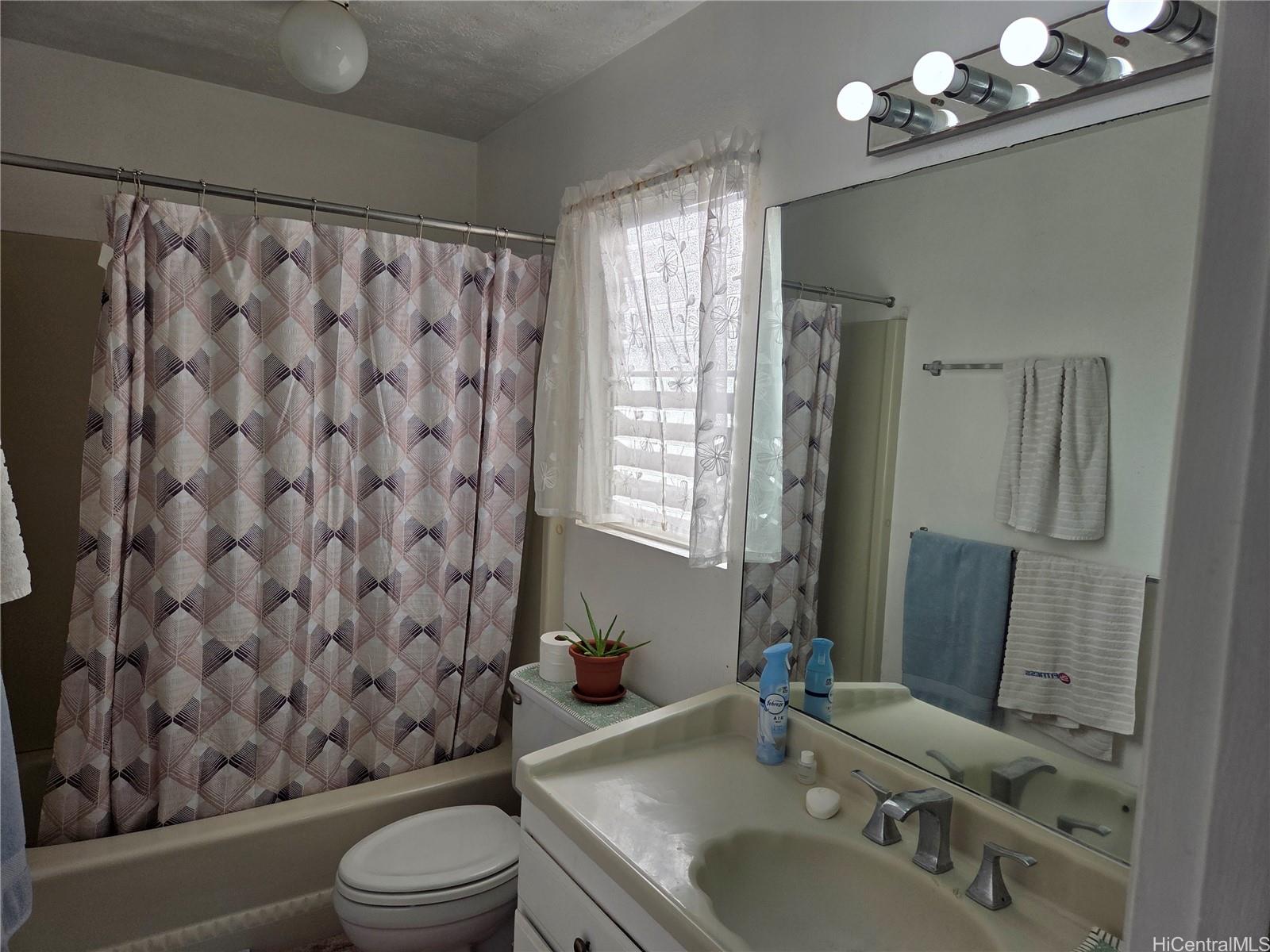 Newtown townhouse # A150, Aiea, Hawaii - photo 11 of 15