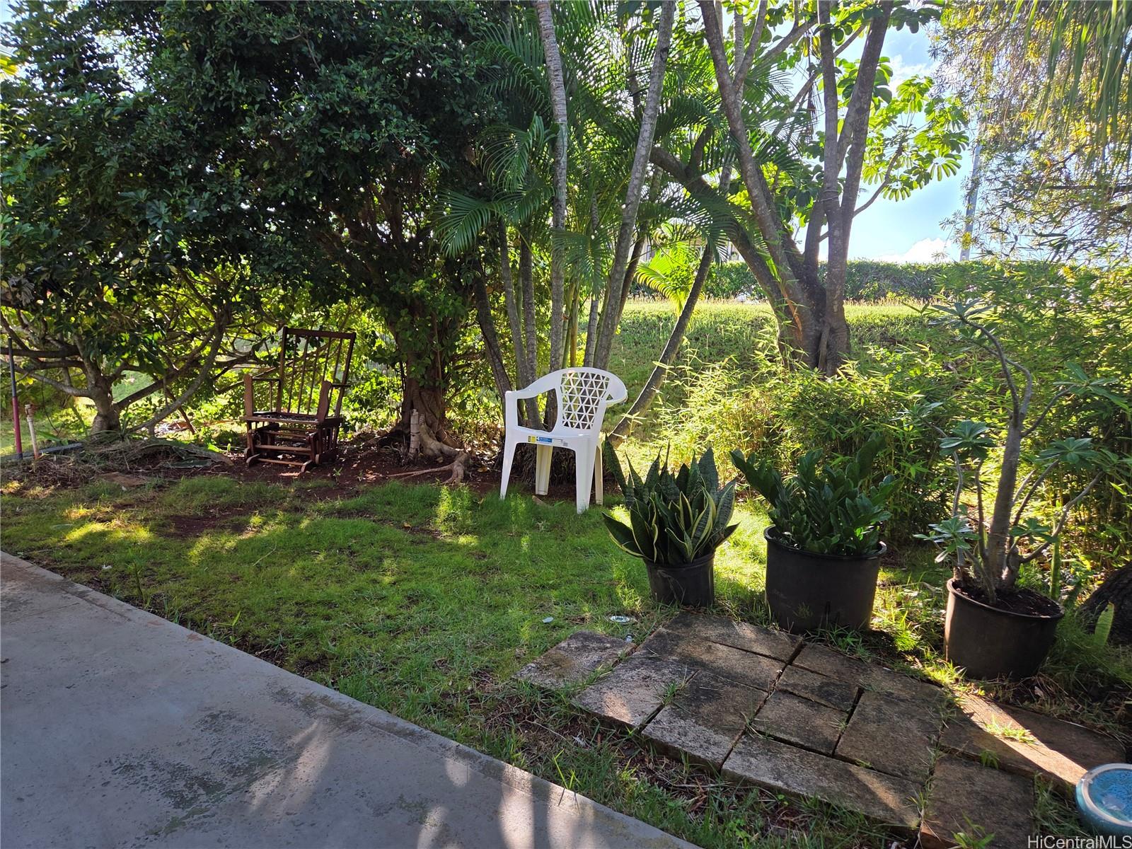 Newtown townhouse # A150, Aiea, Hawaii - photo 5 of 15