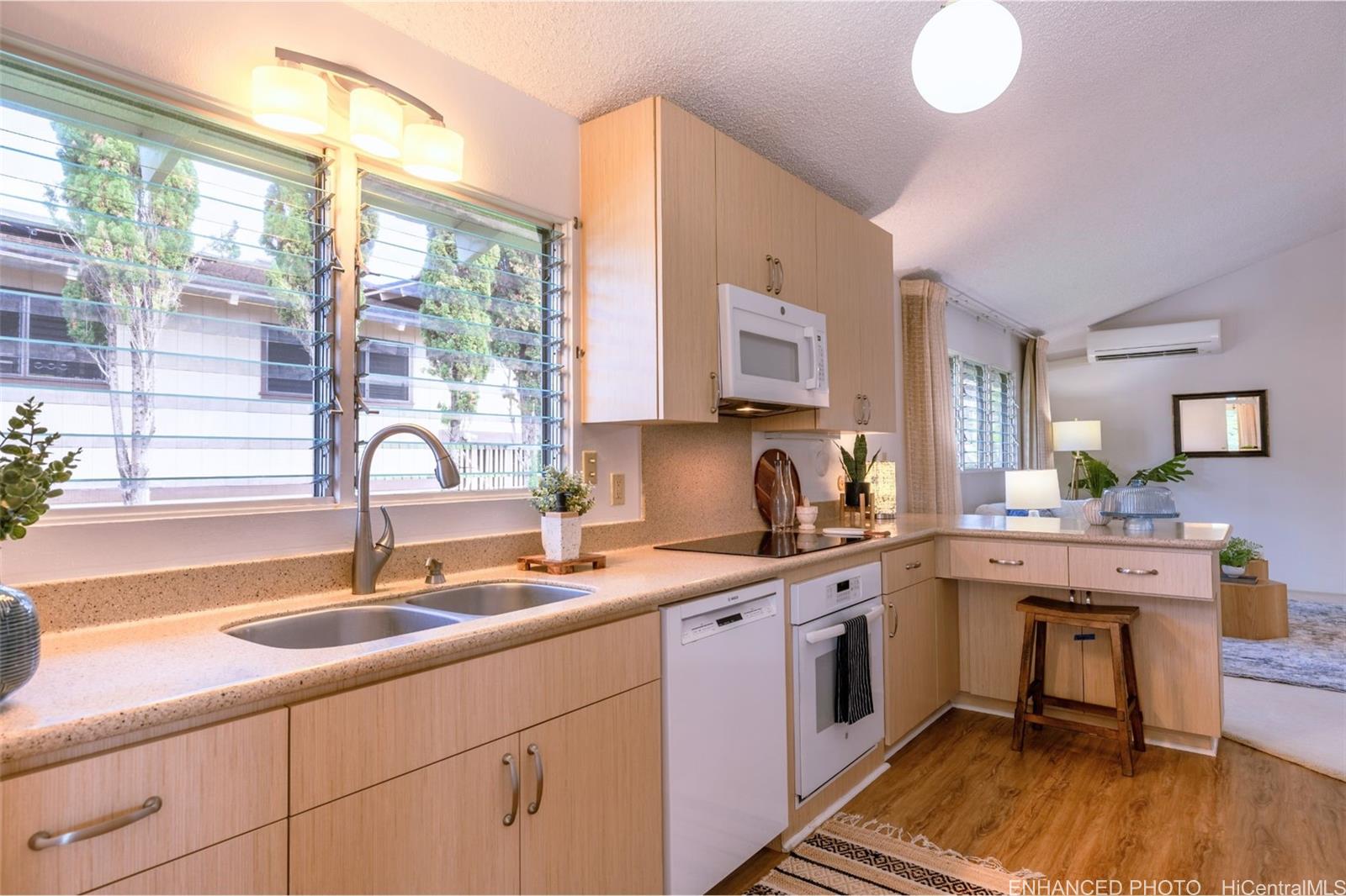 98-1619  Nahele Street Newtown, PearlCity home - photo 7 of 23