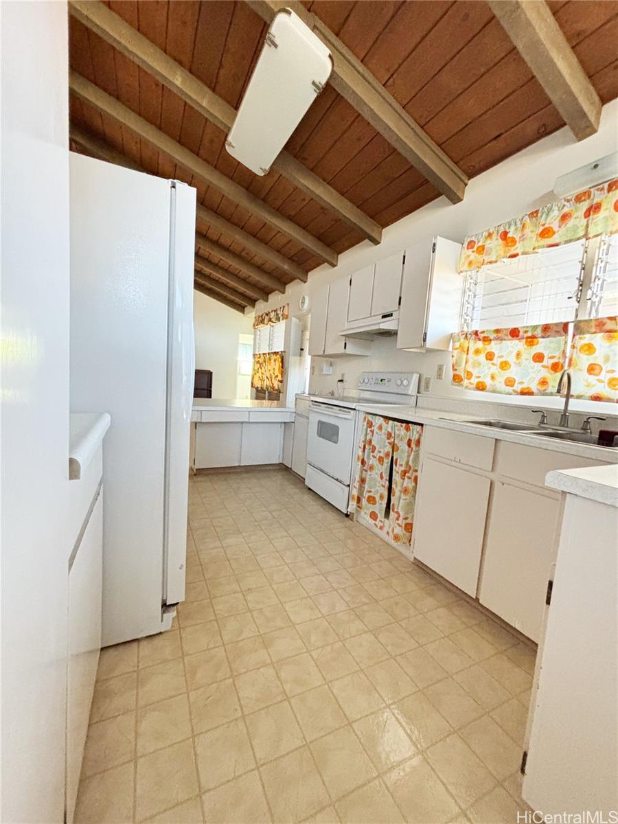 98-1665  Apala Loop Newtown, PearlCity home - photo 5 of 22