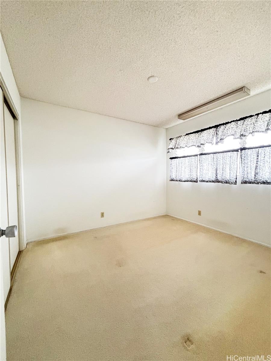 98-1665  Apala Loop Newtown, PearlCity home - photo 8 of 22