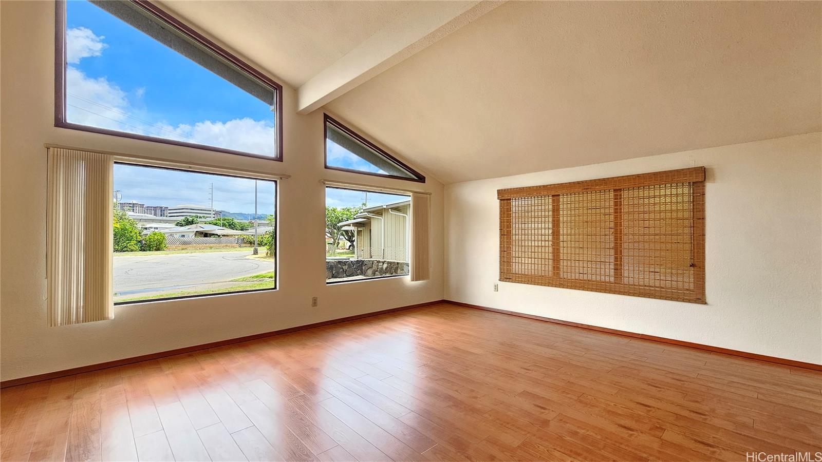 98-167  Aiea Kai Way Aiea Area, PearlCity home - photo 12 of 25