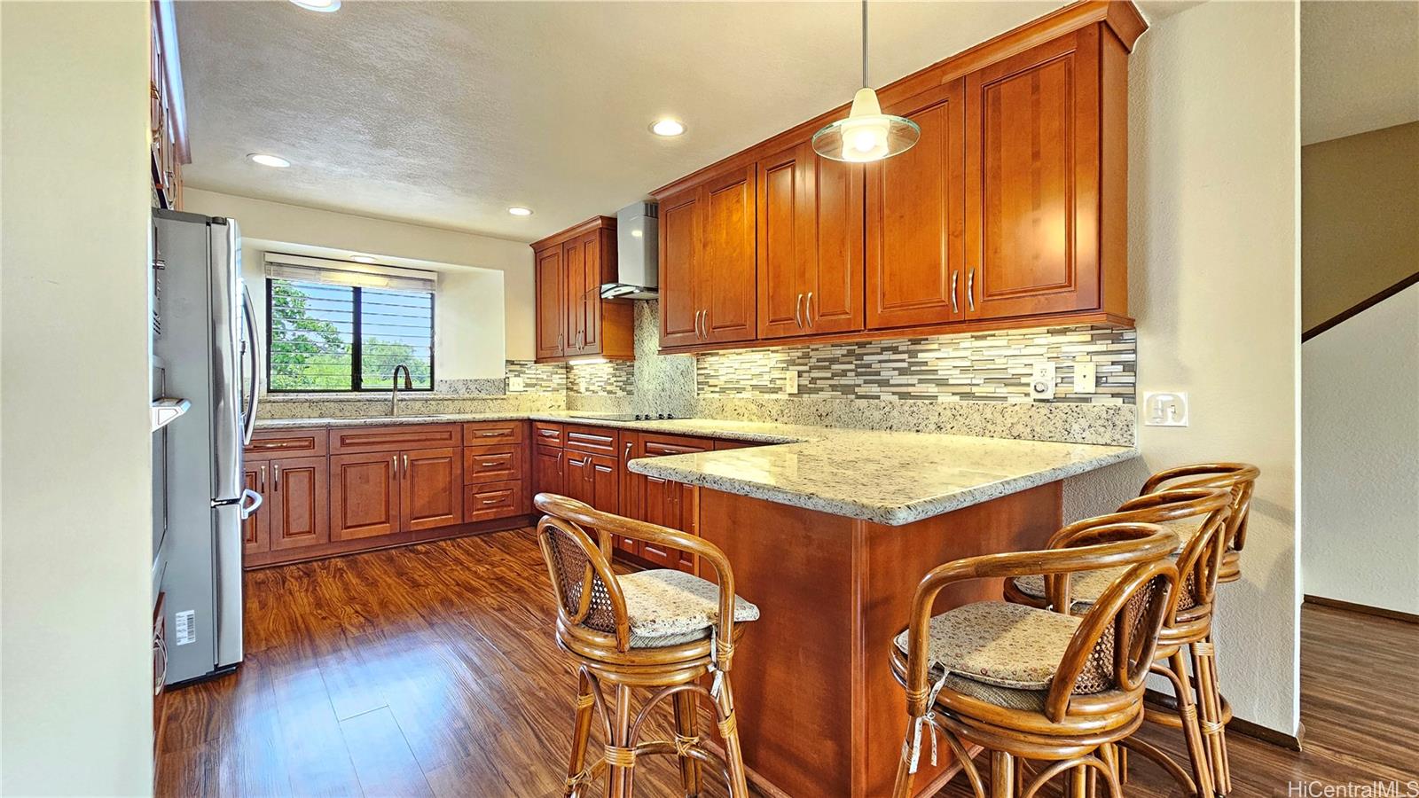 98-167  Aiea Kai Way Aiea Area, PearlCity home - photo 8 of 25