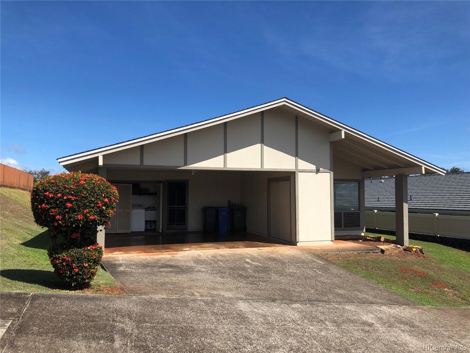 981697 Piki Street , Aiea, Hi 96701 Newtown