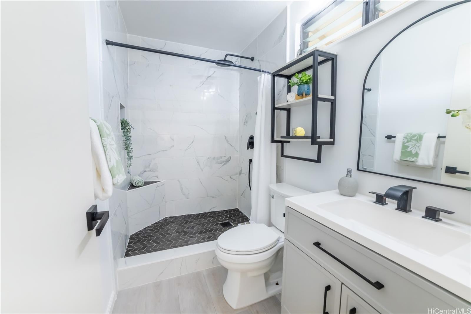 Wailuna AOAO townhouse # 7C, Pearl City, Hawaii - photo 18 of 25