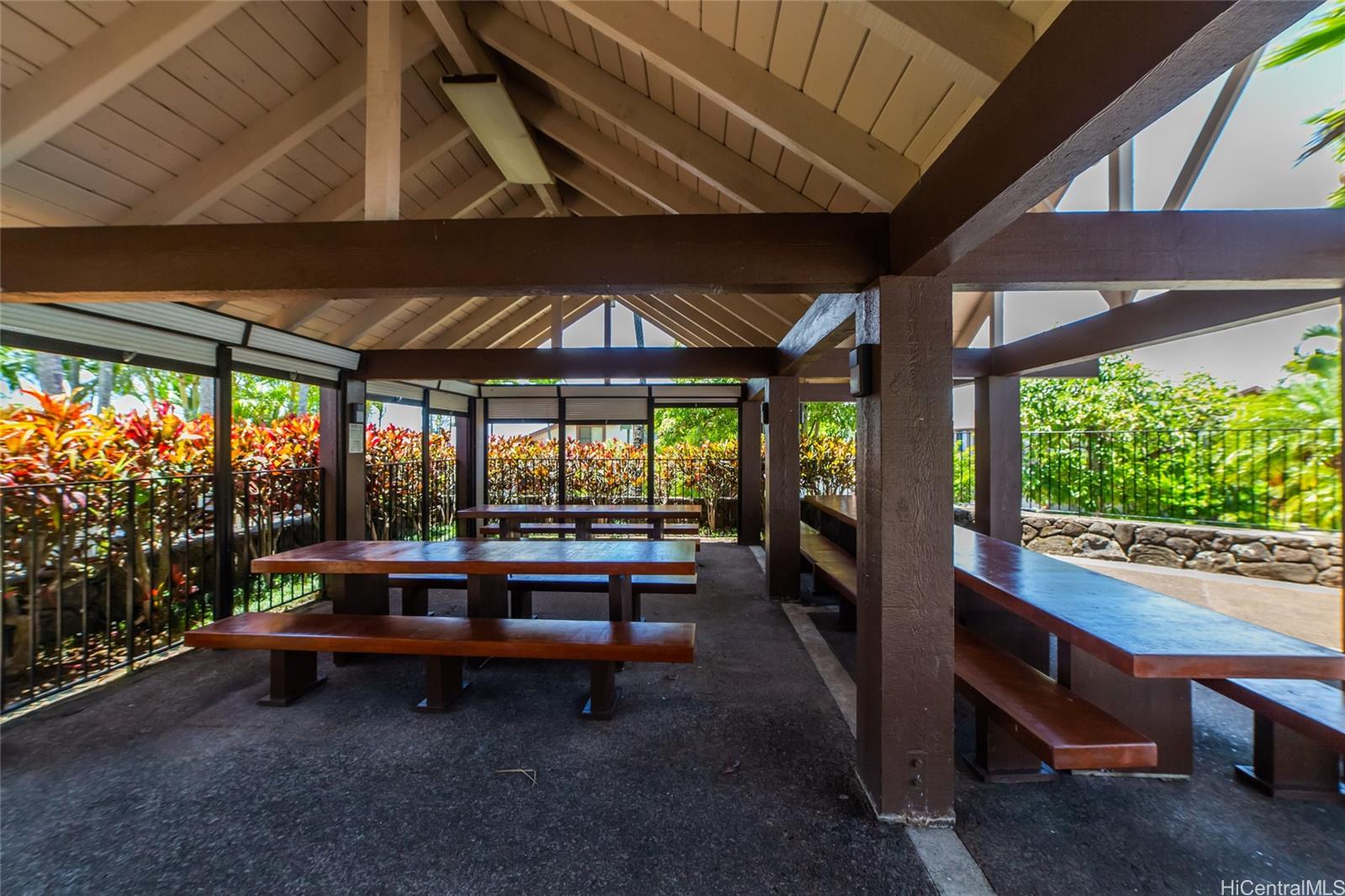 Wailuna AOAO townhouse # 7C, Pearl City, Hawaii - photo 23 of 25