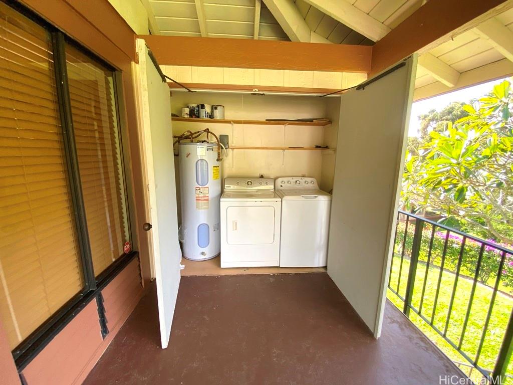 98-1716 Kaahumanu St Pearl City - Rental - photo 21 of 24