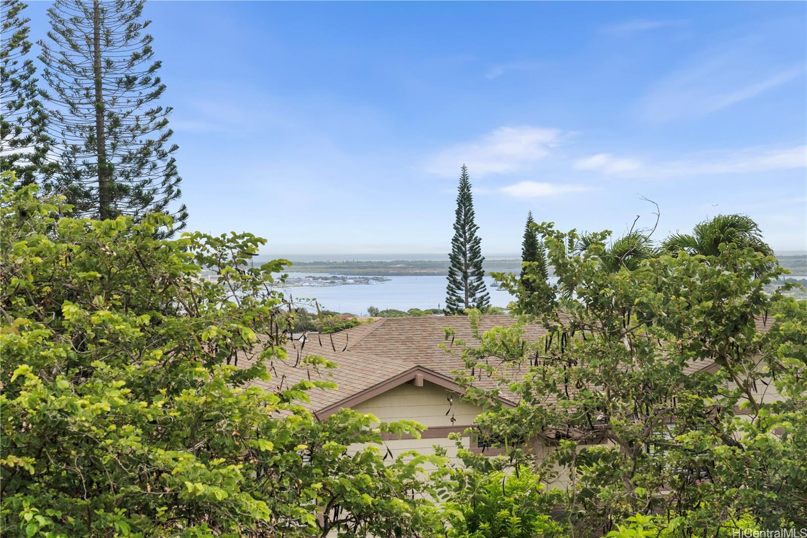 98-1739 Kaahumanu Street townhouse # 35C, Aiea, Hawaii - photo 14 of 25