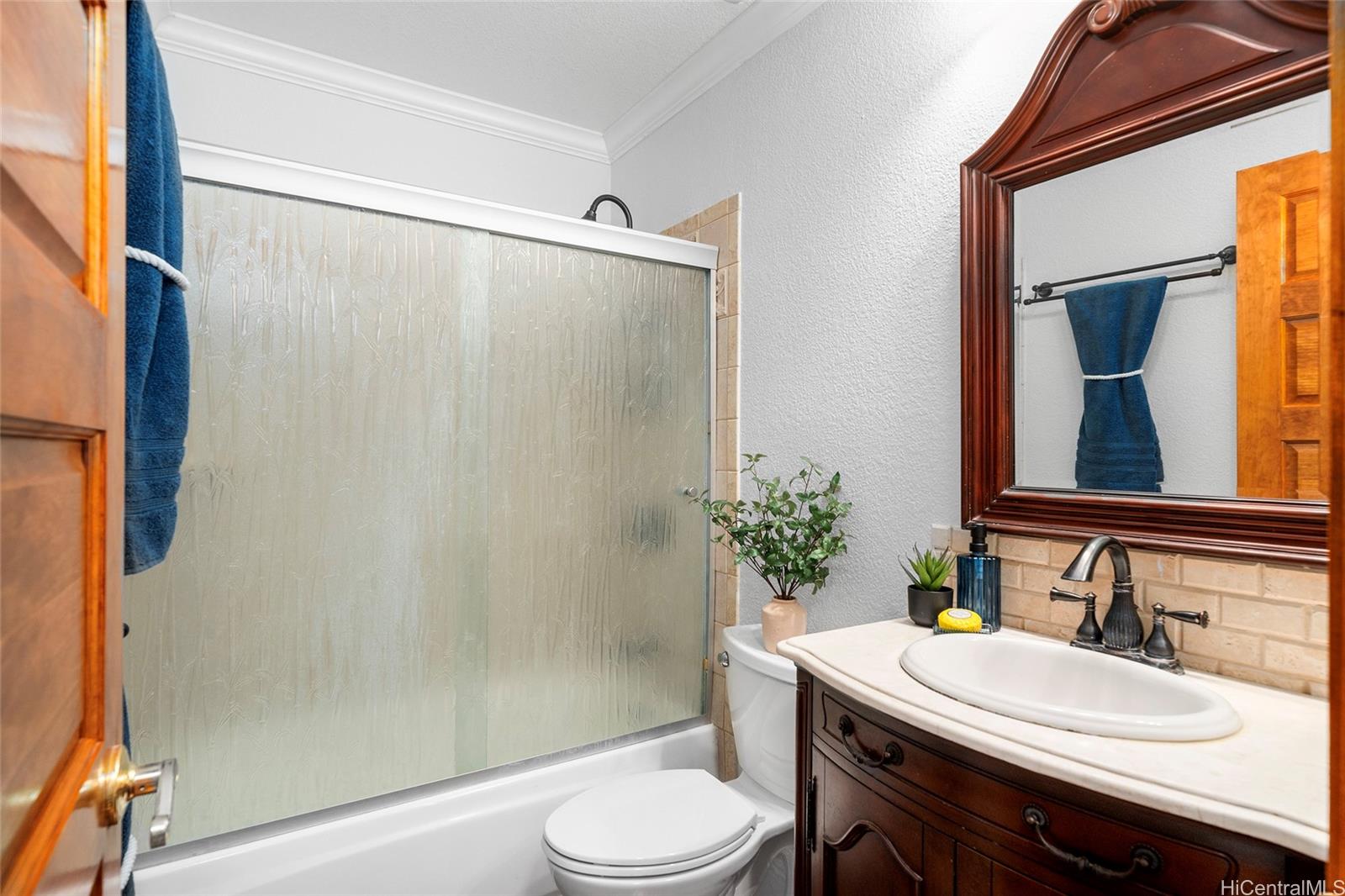 98-1739 Kaahumanu Street townhouse # 35C, Aiea, Hawaii - photo 16 of 25