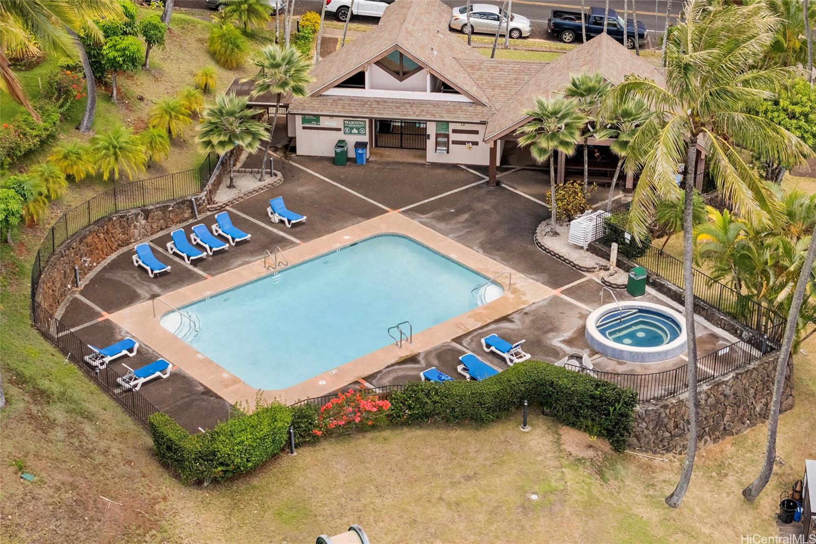 98-1739 Kaahumanu Street townhouse # 35C, Aiea, Hawaii - photo 23 of 25