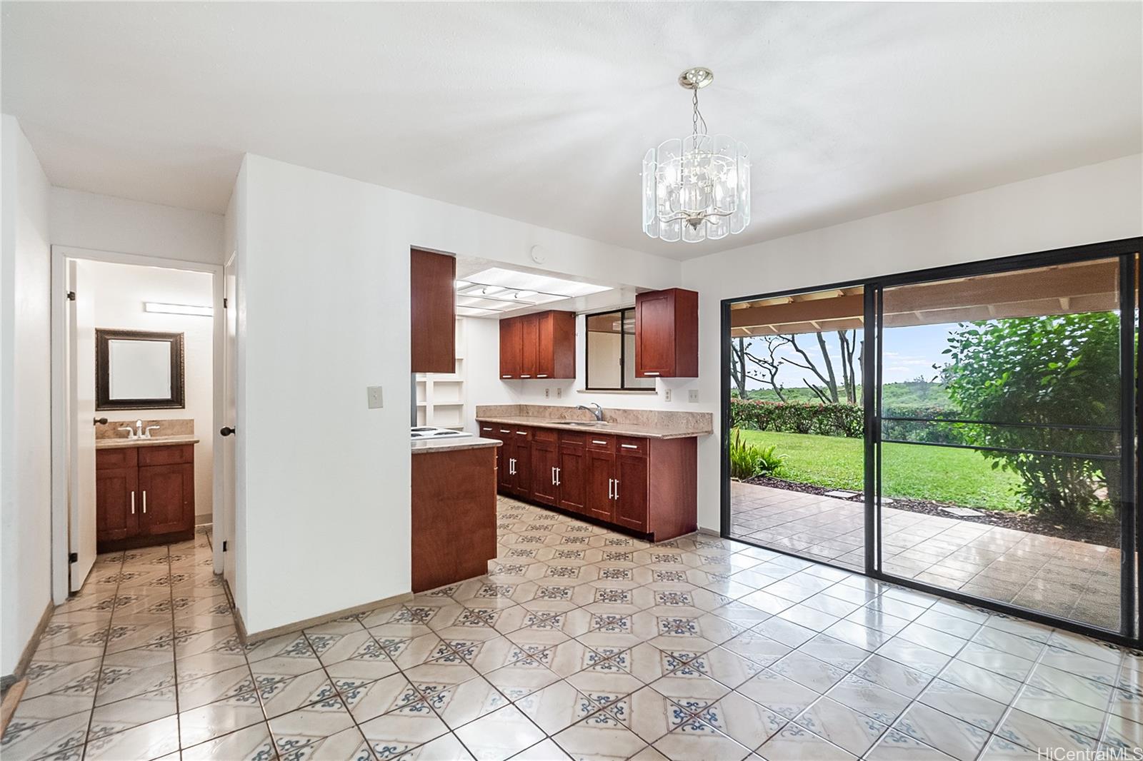 98-1758 Kaahumanu Street townhouse # 52C, Pearl City, Hawaii - photo 12 of 25