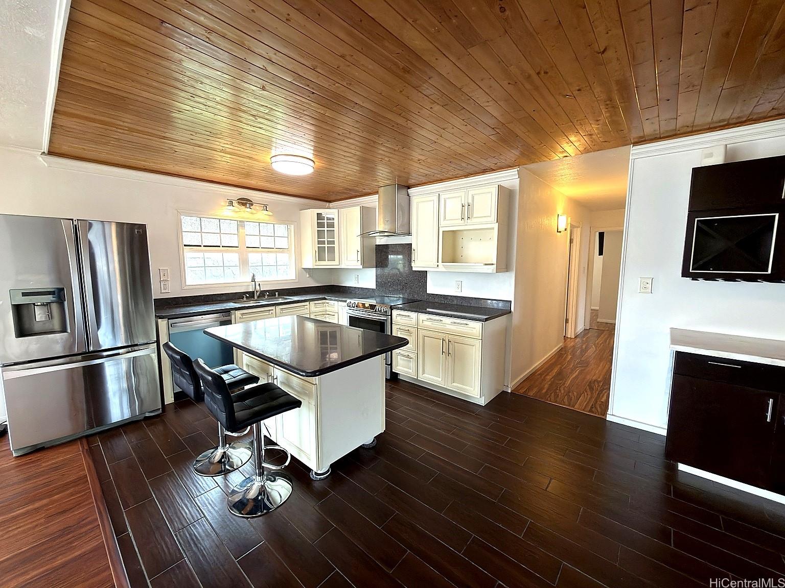 98-1761 Ipuala Loop Aiea - Rental - photo 3 of 23