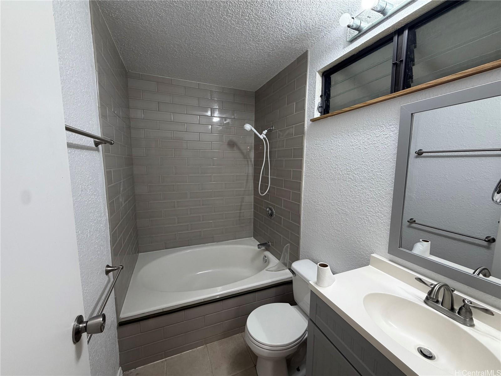 98-1772  Kaahumanu Street Wailuna, PearlCity home - photo 17 of 23