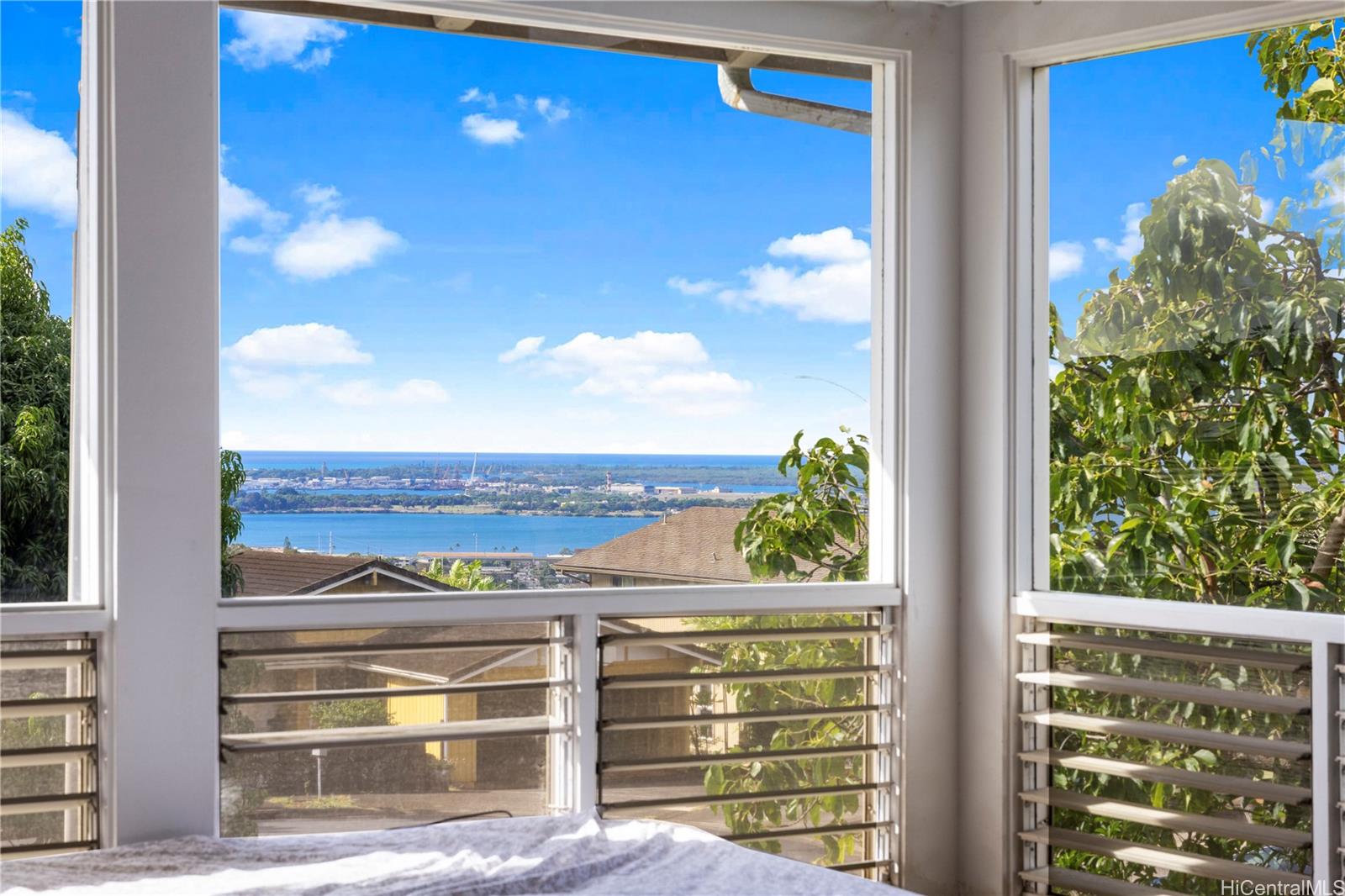 981772  Piku Way Newtown, PearlCity home - photo 13 of 25