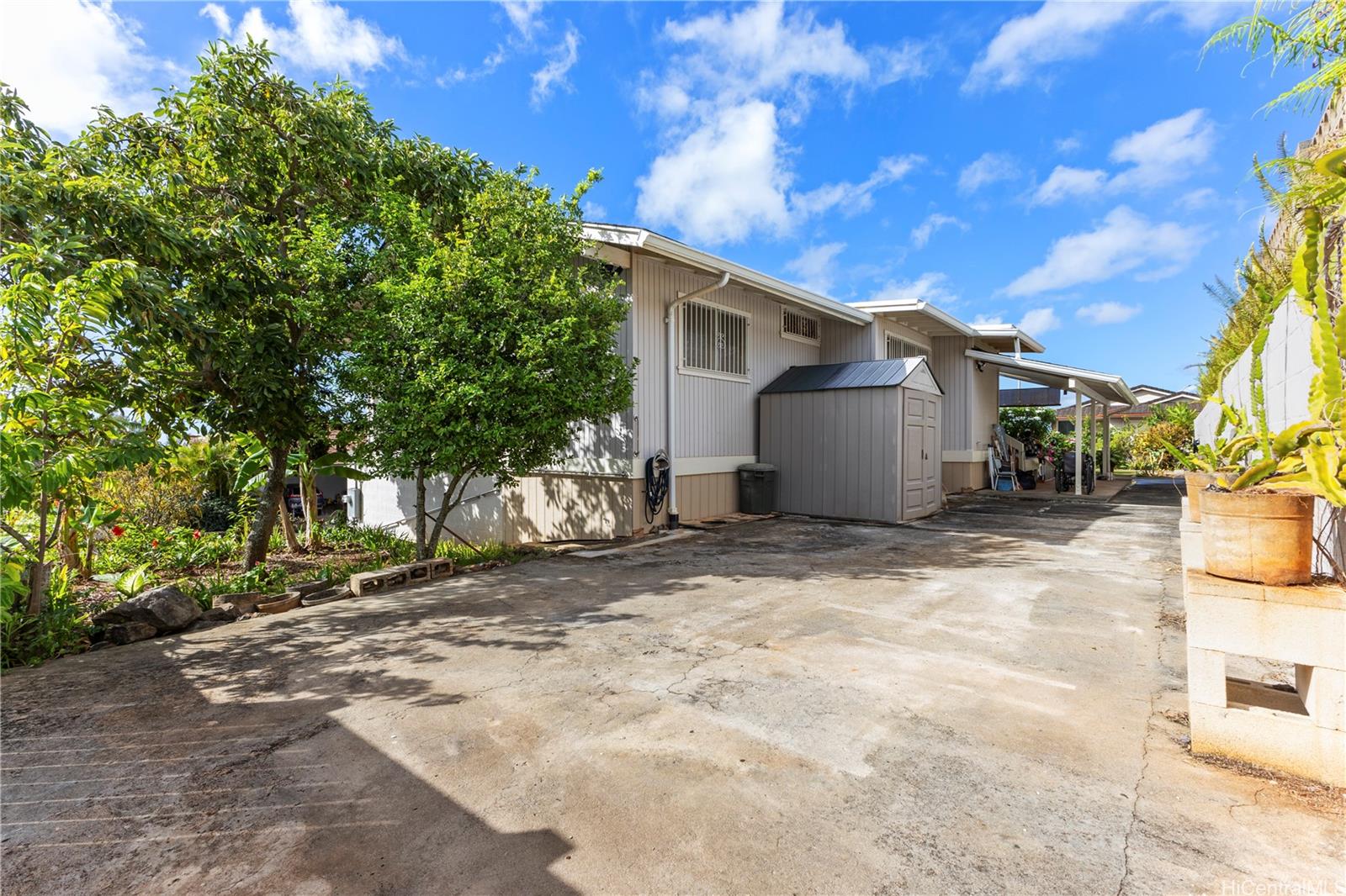 981772  Piku Way Newtown, PearlCity home - photo 18 of 25
