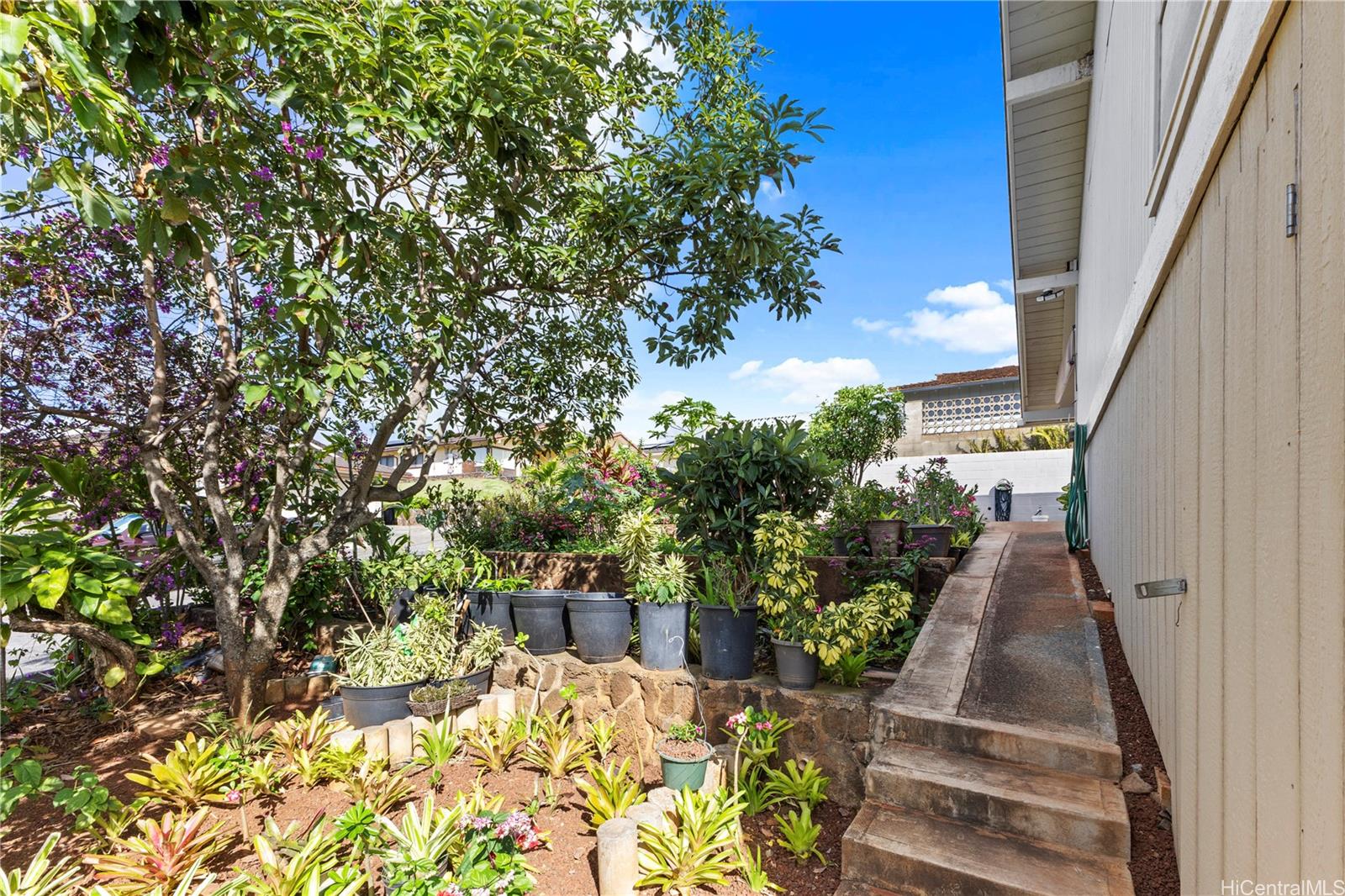 981772  Piku Way Newtown, PearlCity home - photo 23 of 25