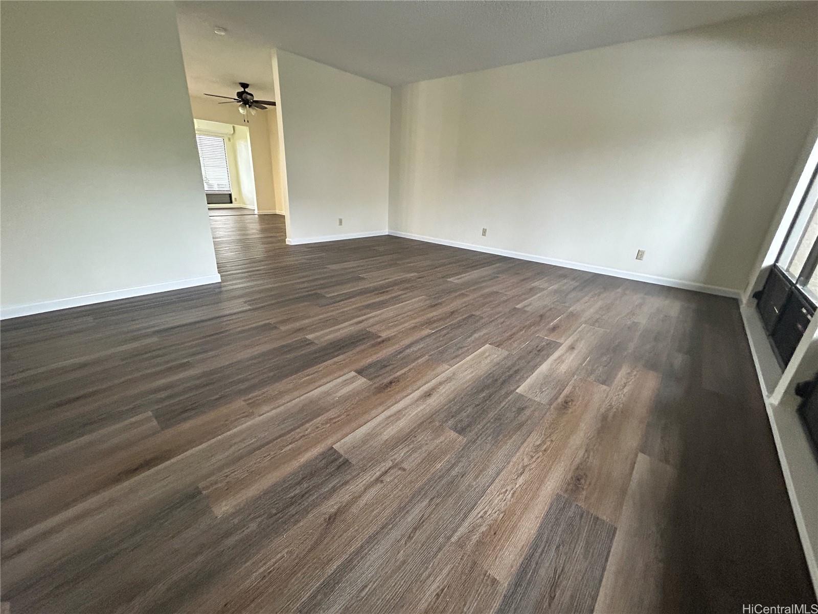 98-1784 Kaahumanu St Aiea - Rental - photo 4 of 20