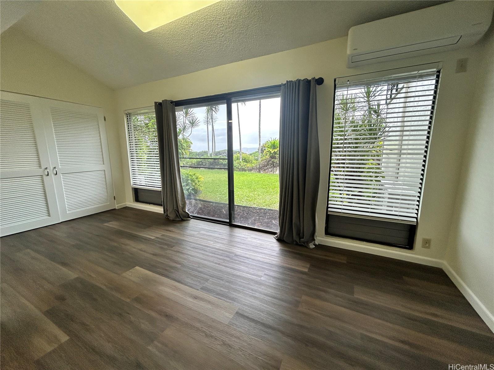 98-1784 Kaahumanu St Aiea - Rental - photo 7 of 20
