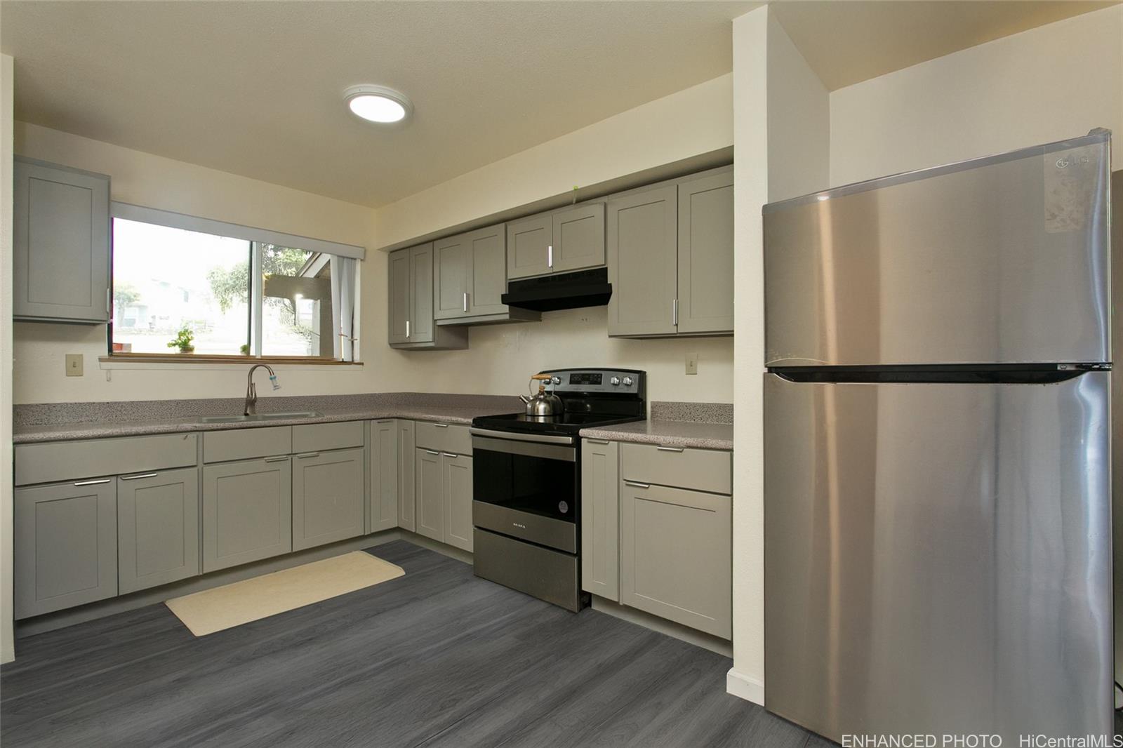 Wailuna AOAO townhouse # 78B, Aiea, Hawaii - photo 2 of 10