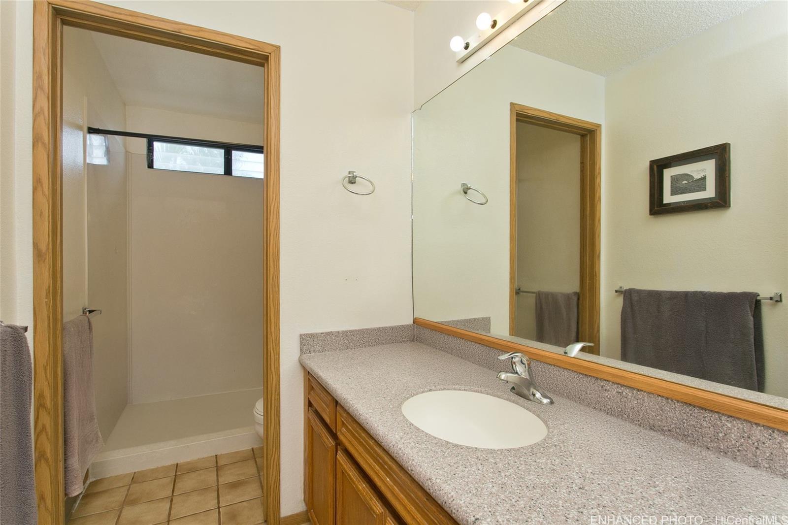 Wailuna AOAO townhouse # 78B, Aiea, Hawaii - photo 4 of 10