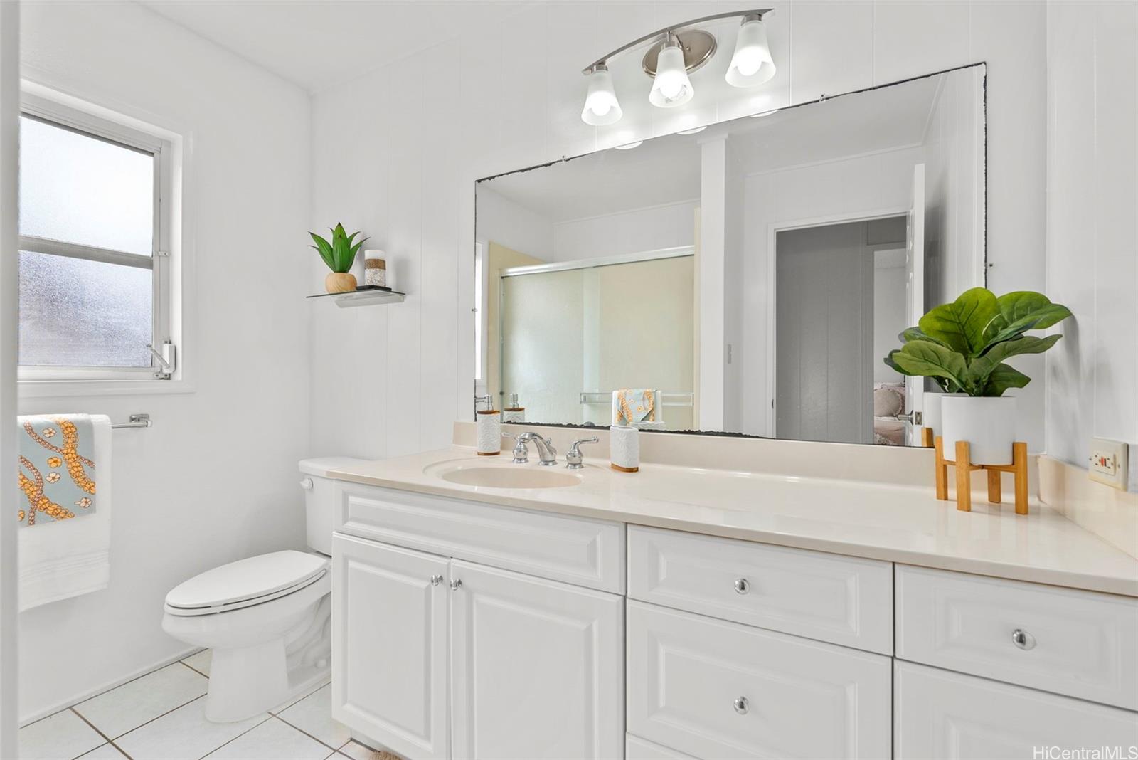 98-1848  Mikinolia Place Newtown, PearlCity home - photo 14 of 25