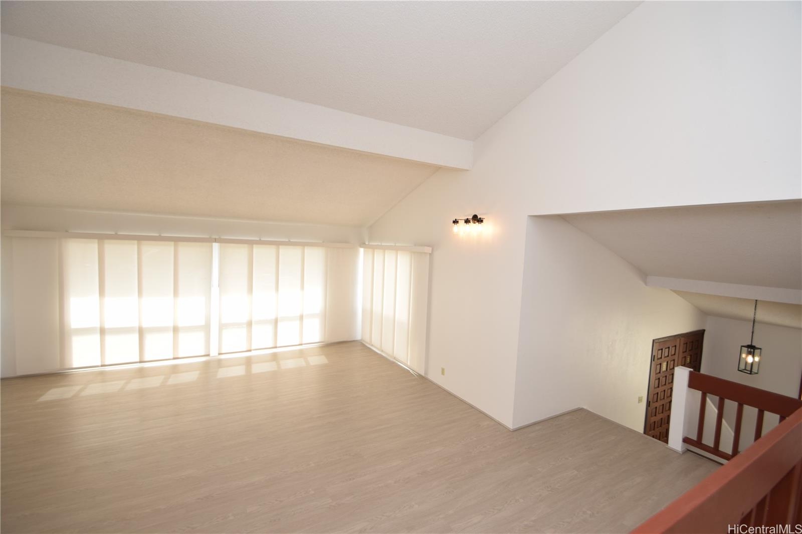 98-1946 Hapaki Street Aiea - Rental - photo 3 of 20