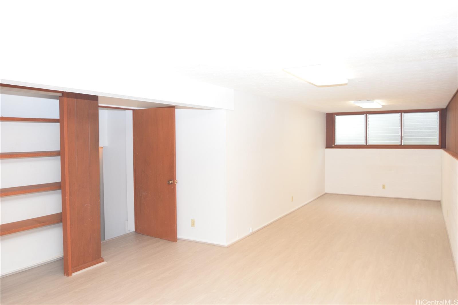 98-1946 Hapaki Street Aiea - Rental - photo 4 of 20