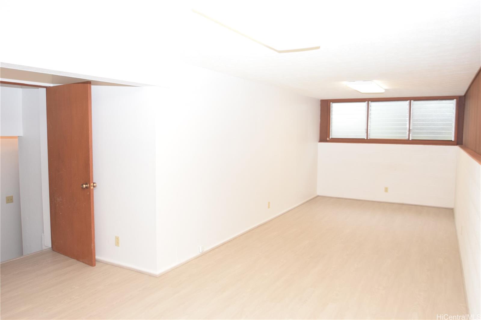 98-1946 Hapaki Street Aiea - Rental - photo 10 of 20