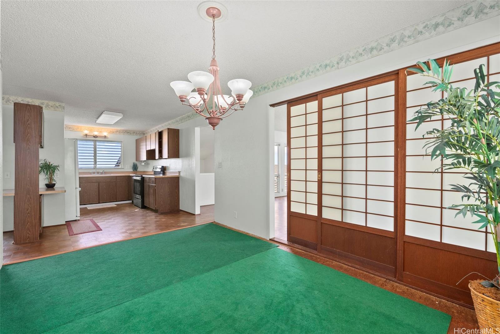 98-2026  Hapaki Street Newtown, PearlCity home - photo 8 of 25