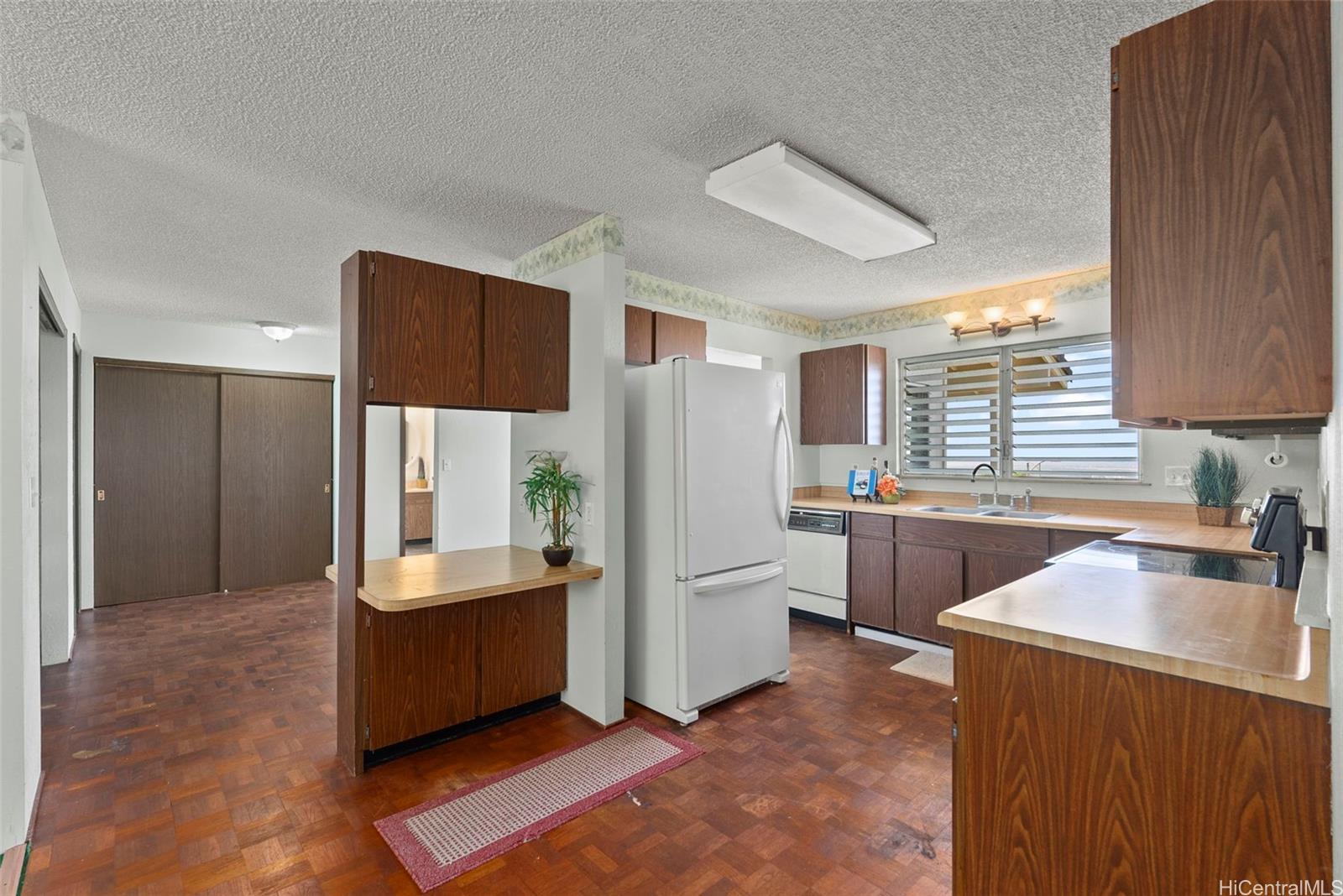 98-2026  Hapaki Street Newtown, PearlCity home - photo 9 of 25