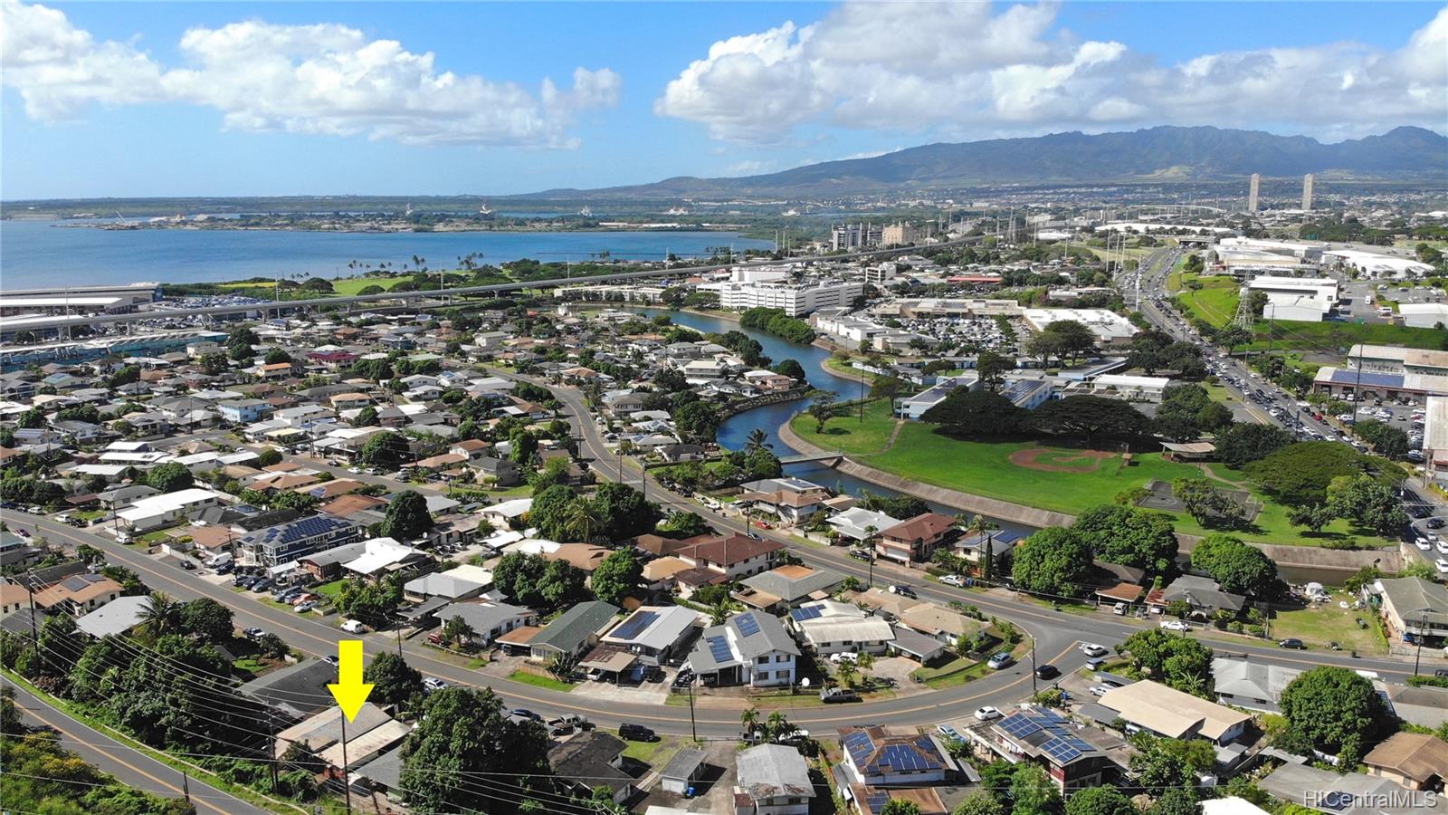 98241 Kanuku Street , Aiea, Hi 96701 Waimalu