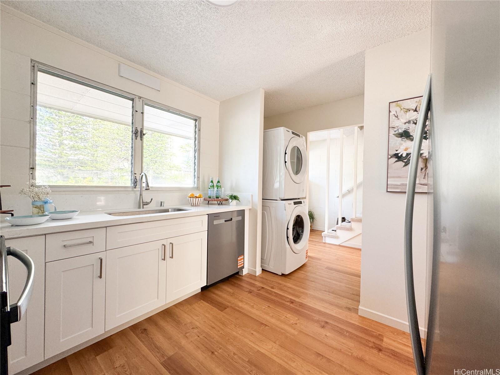 98-263 Kaonohi Street townhouse # I-3, Aiea, Hawaii - photo 5 of 18