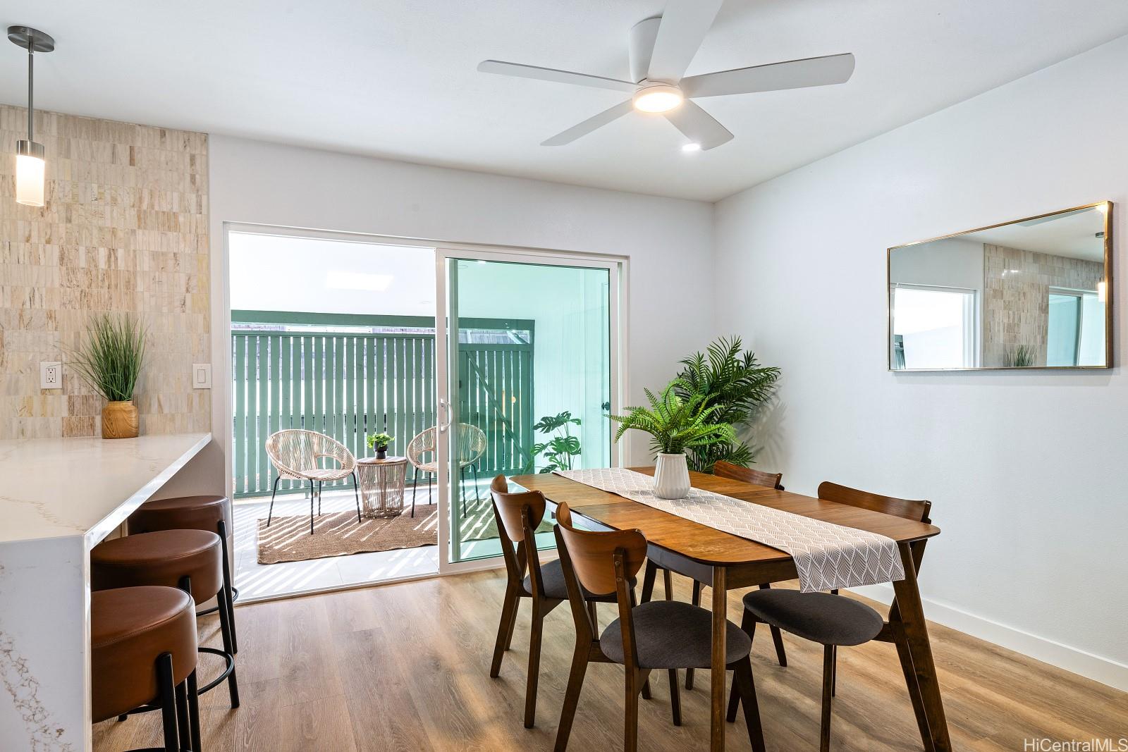 98-265 Ualo Street townhouse # S2, Aiea, Hawaii - photo 4 of 25