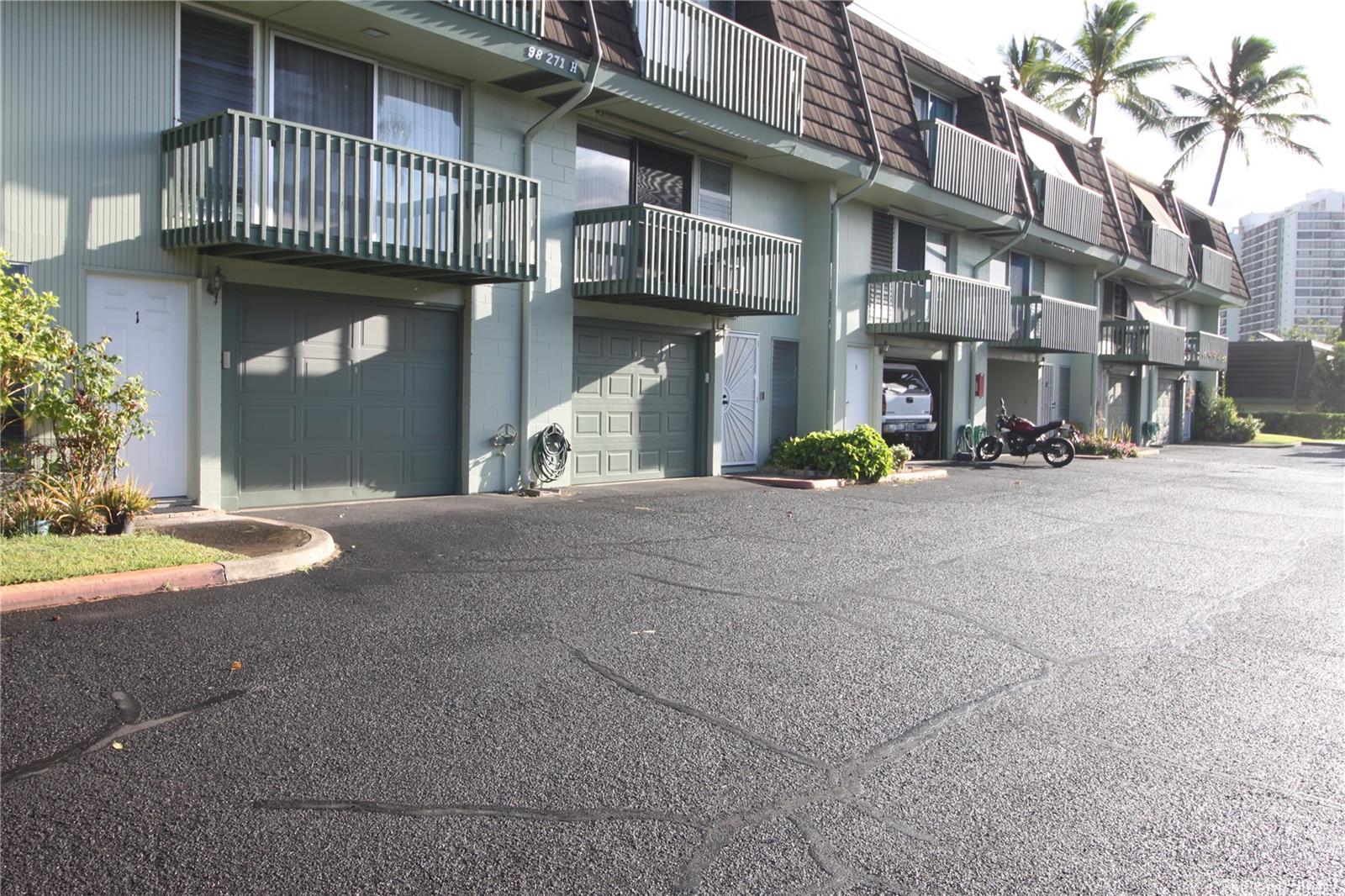 98-271 Kaonohi Street townhouse # H2, Aiea, Hawaii - photo 20 of 25