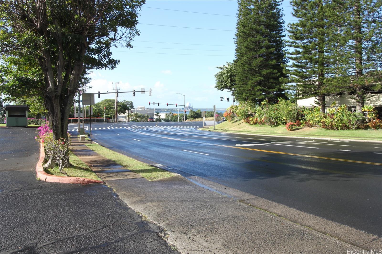 98-271 Kaonohi Street townhouse # H2, Aiea, Hawaii - photo 23 of 25