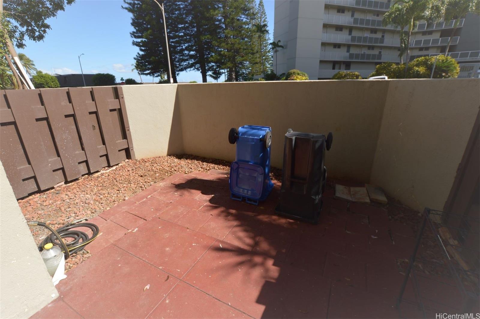 98-282 Kaonohi St Aiea - Rental - photo 11 of 13