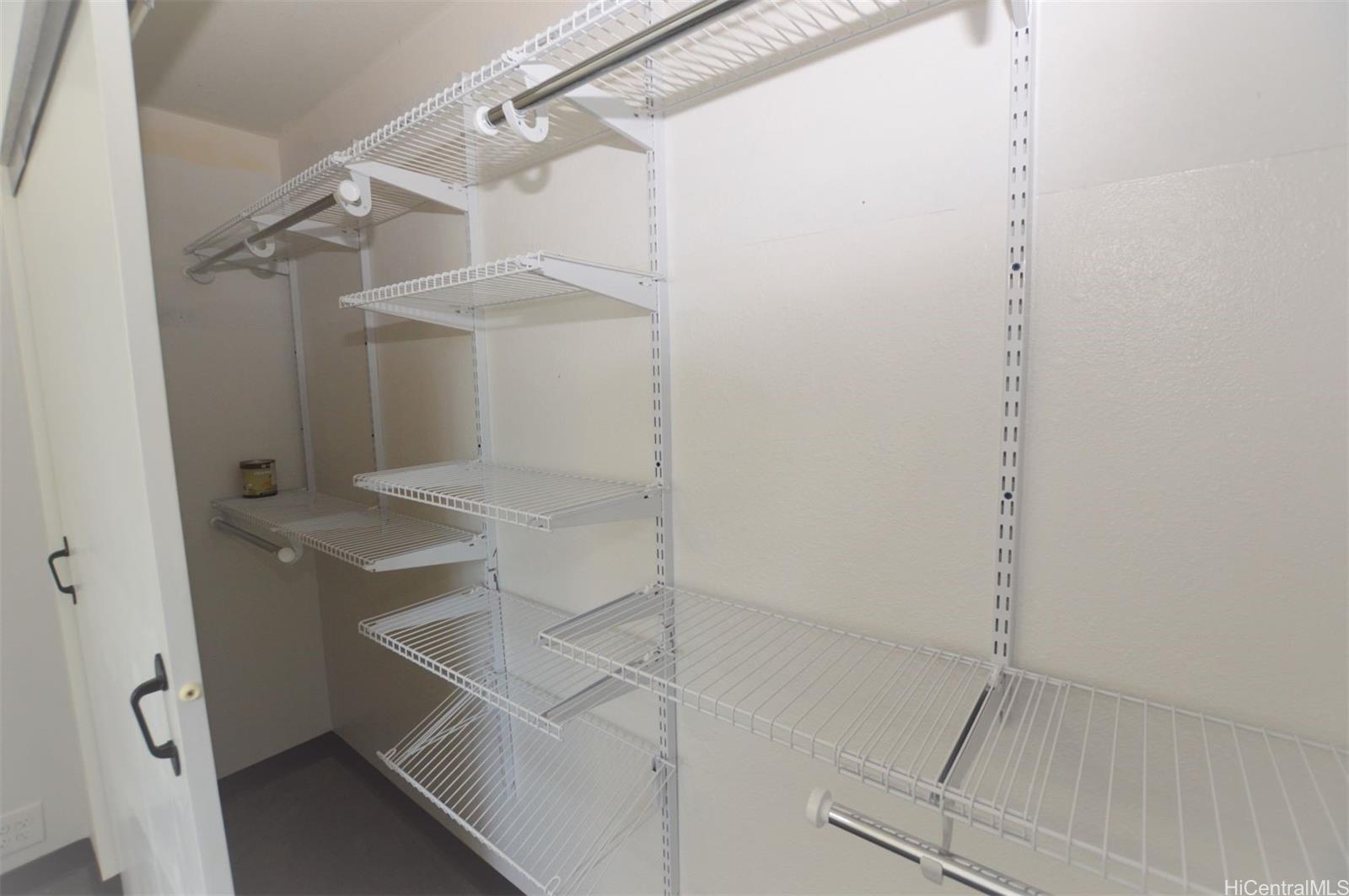 98-282 Kaonohi St Aiea - Rental - photo 8 of 13