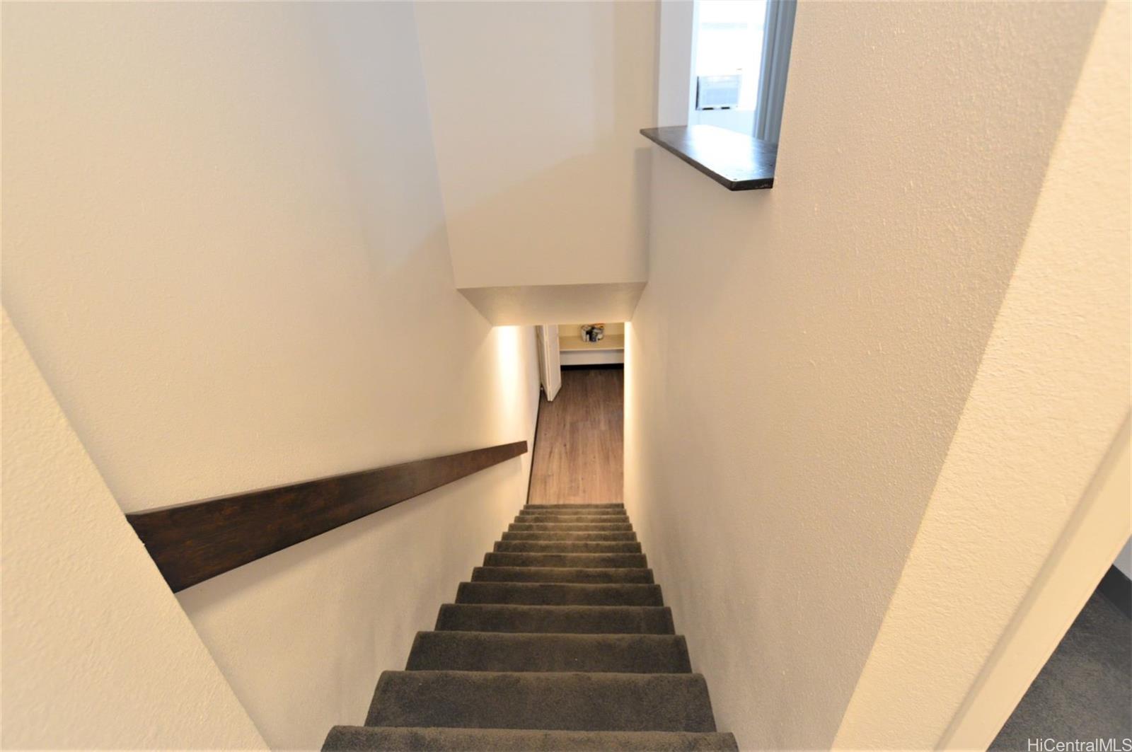 98-282 Kaonohi St Aiea - Rental - photo 9 of 13