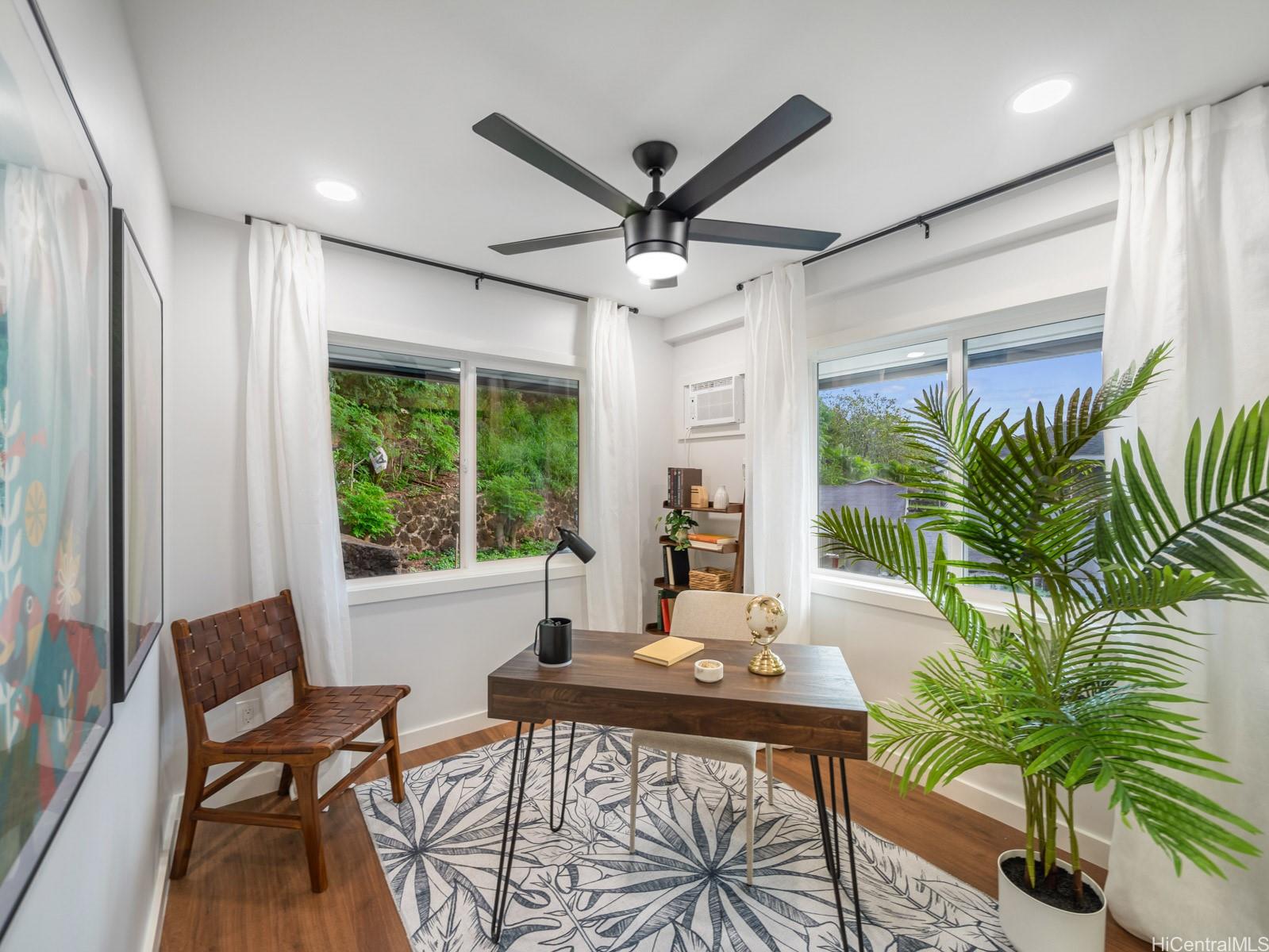 98-285  Hale Momi Place Pearlridge, PearlCity home - photo 9 of 25